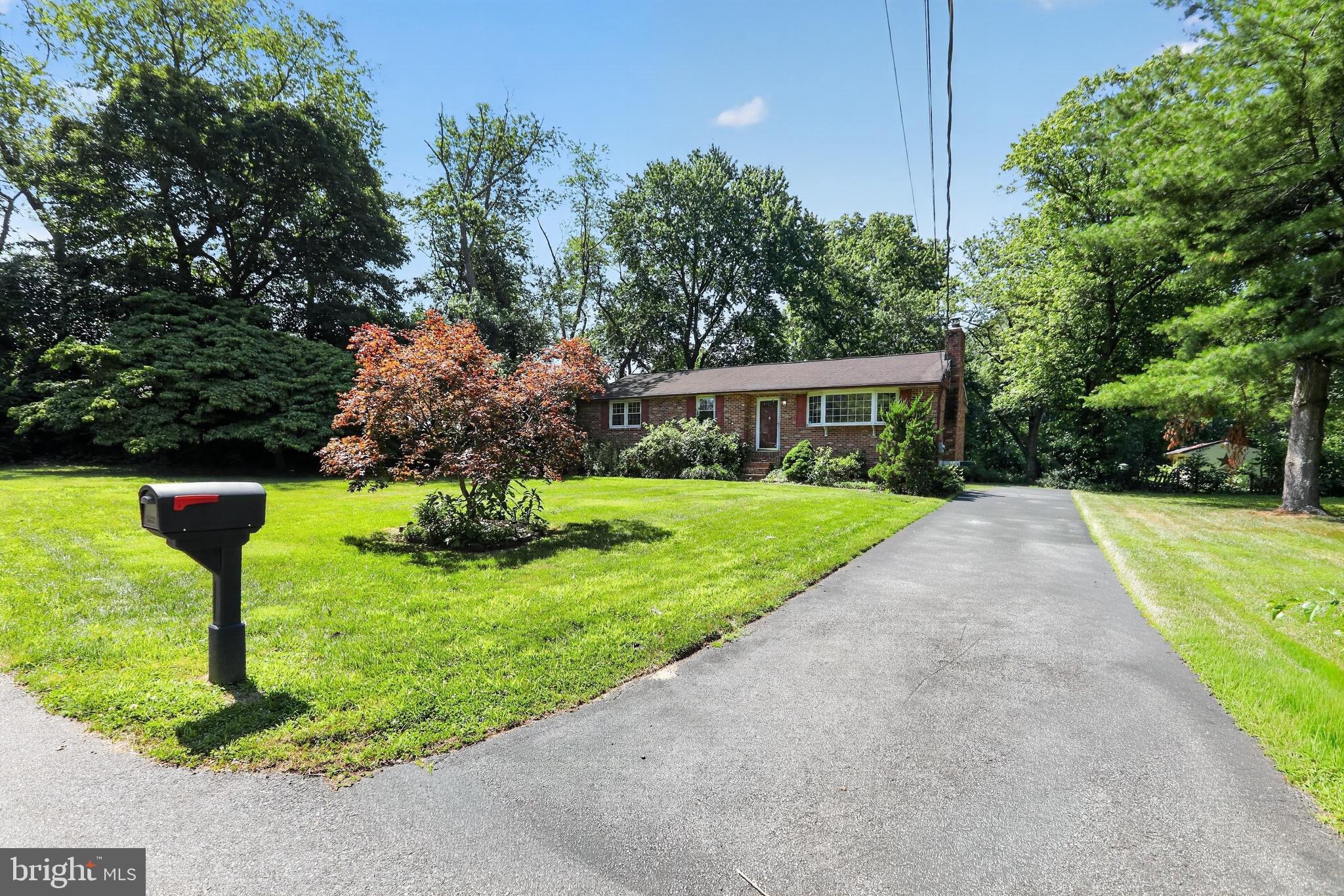 136 KINGSTON DRIVE