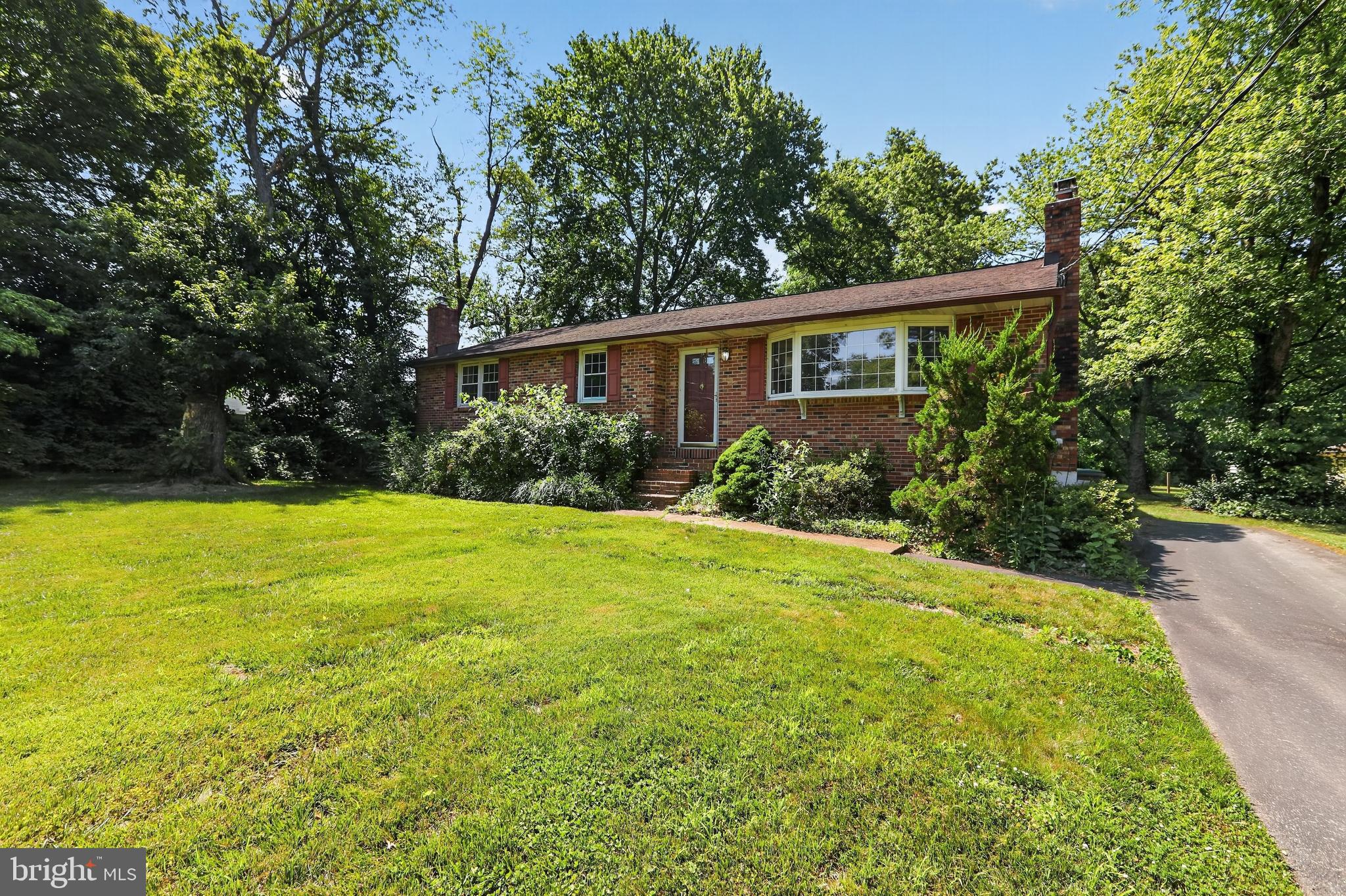 136 KINGSTON DRIVE