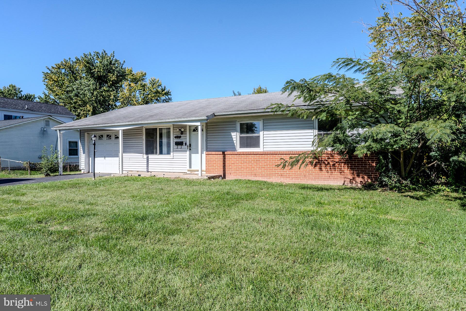 125 N ASPEN AVENUE