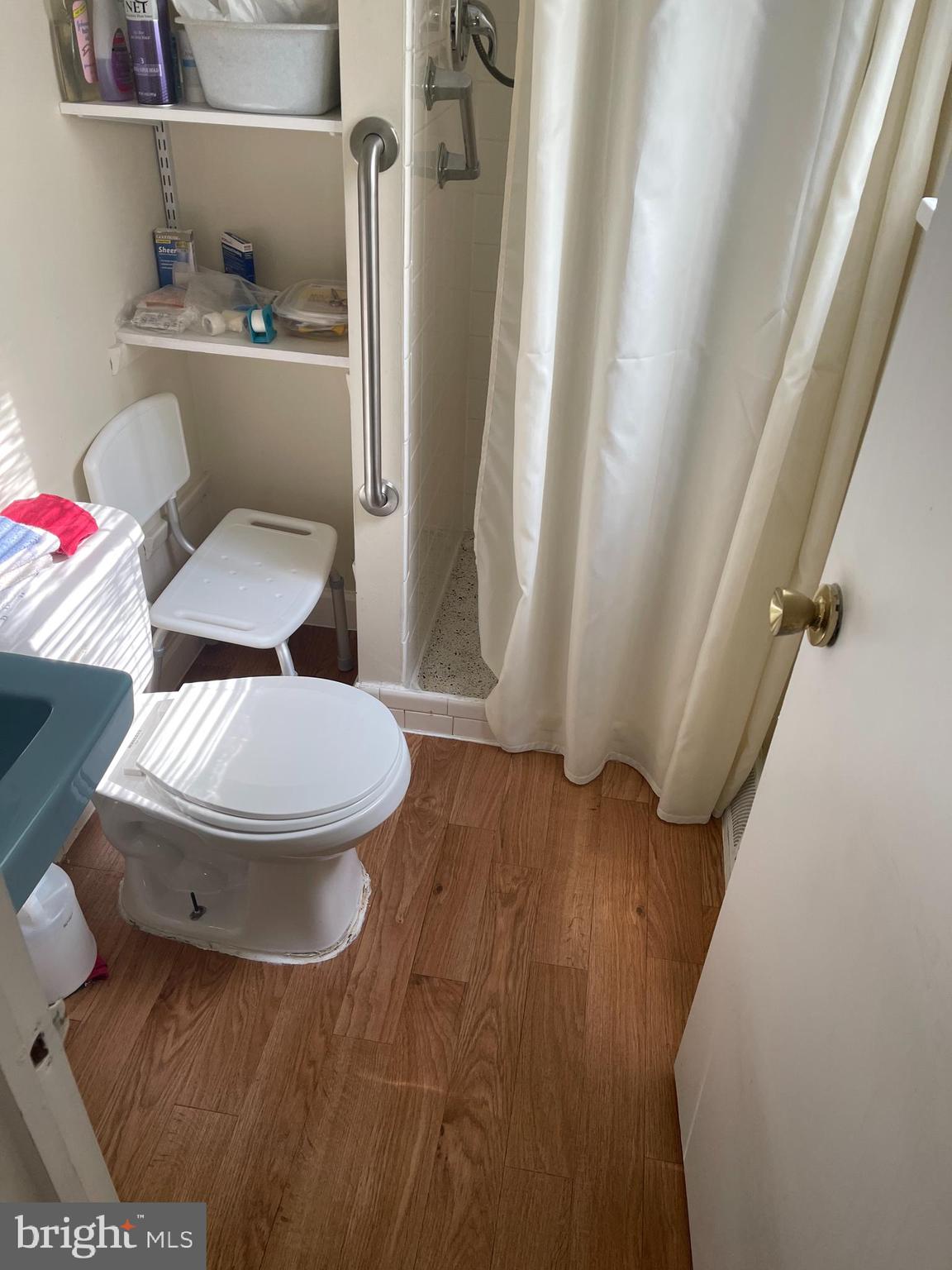 FOREST KNOLLS - Residential