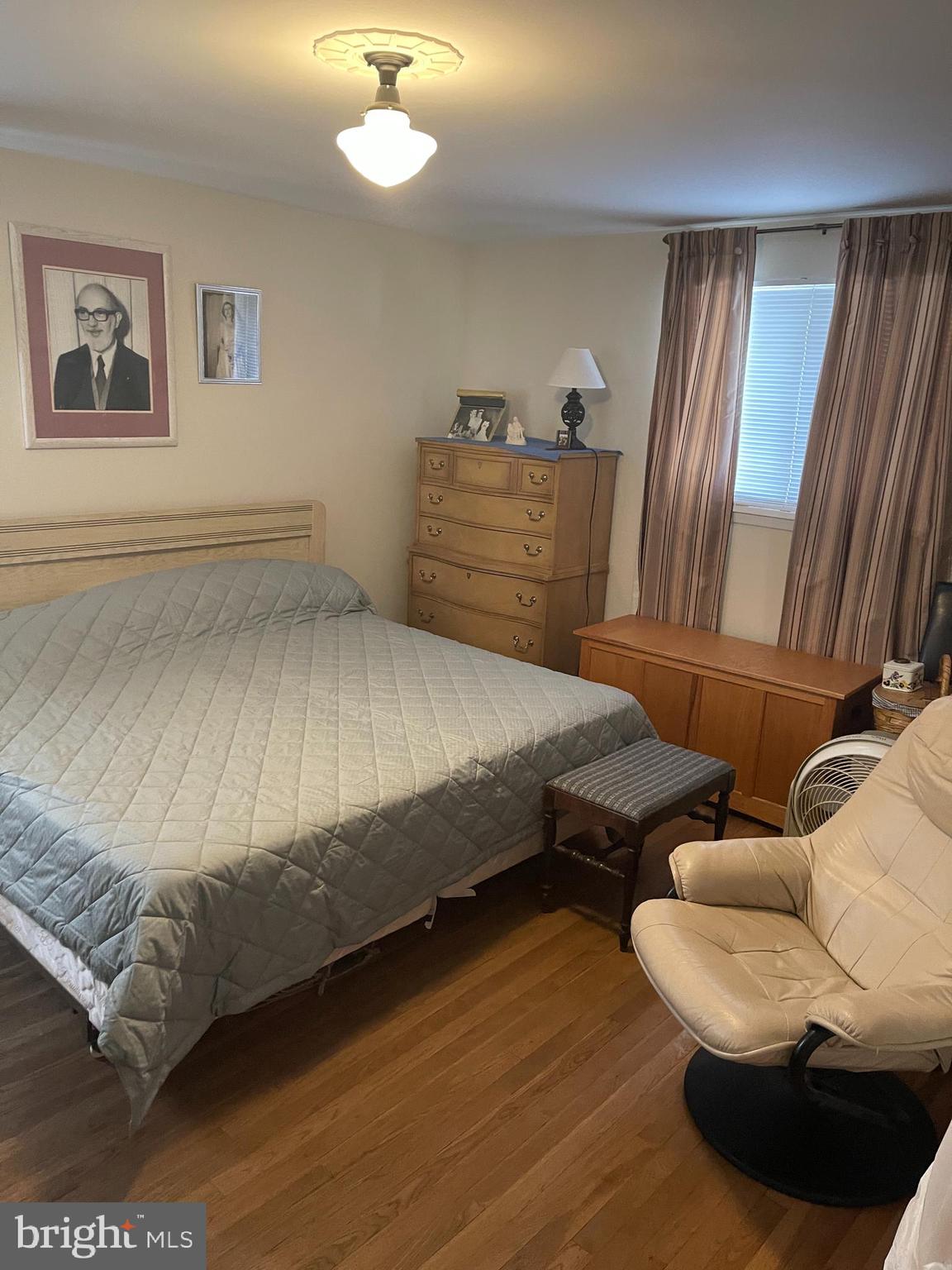 FOREST KNOLLS - Residential