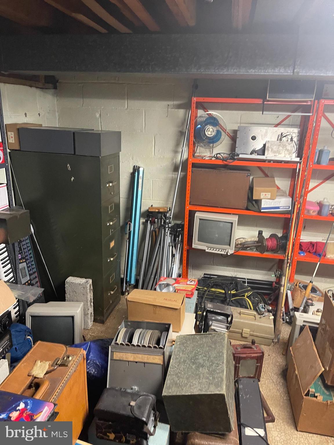 FOREST KNOLLS - Residential