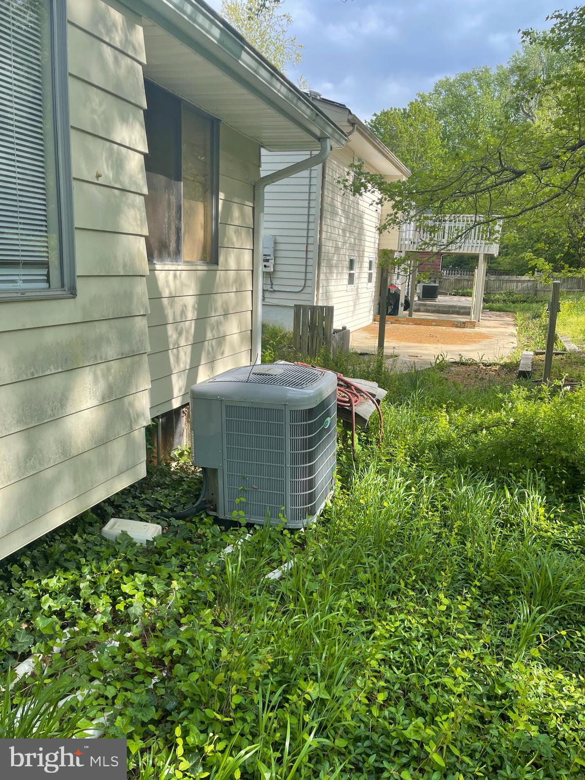 FOREST KNOLLS - Residential