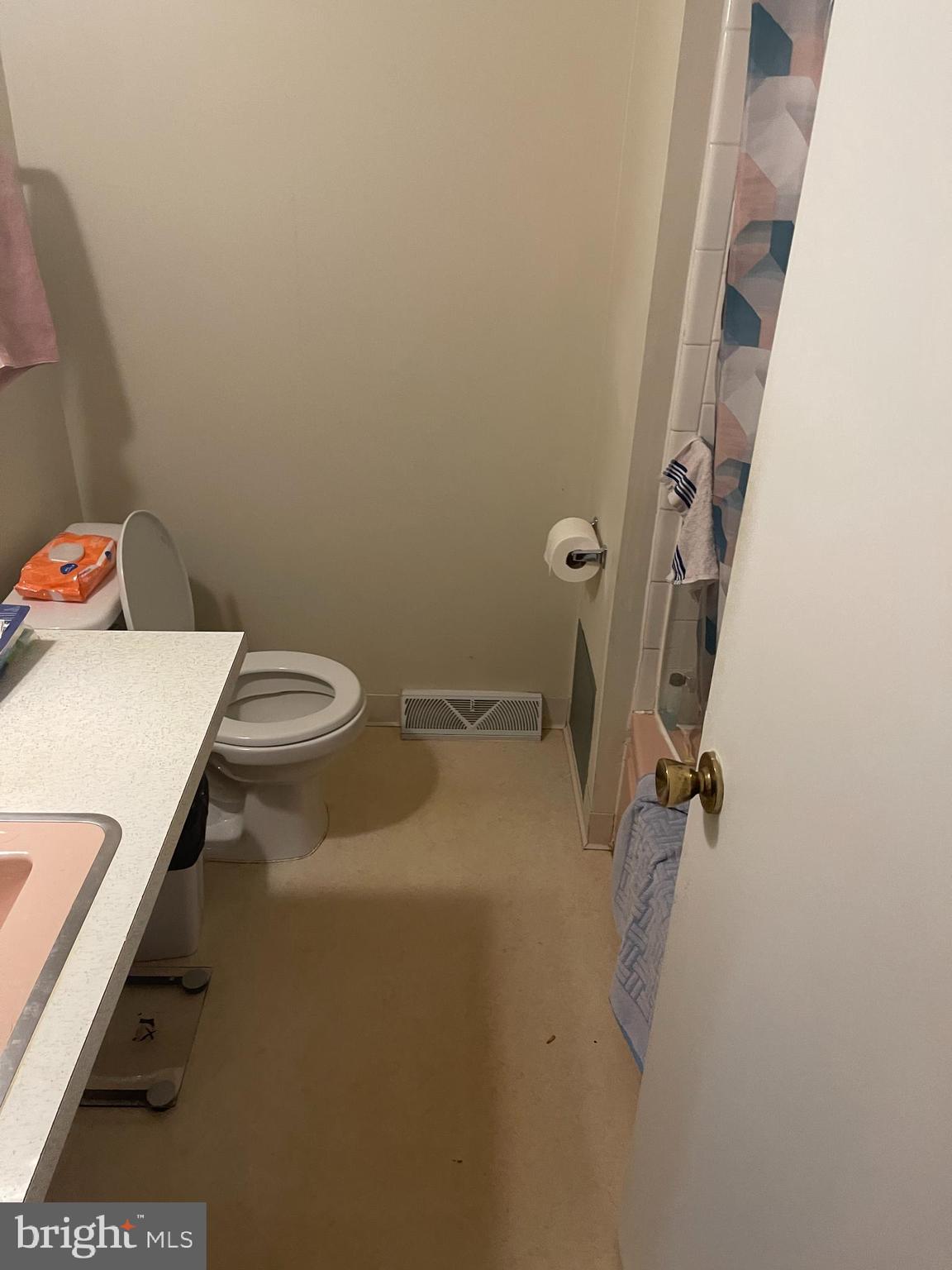 FOREST KNOLLS - Residential