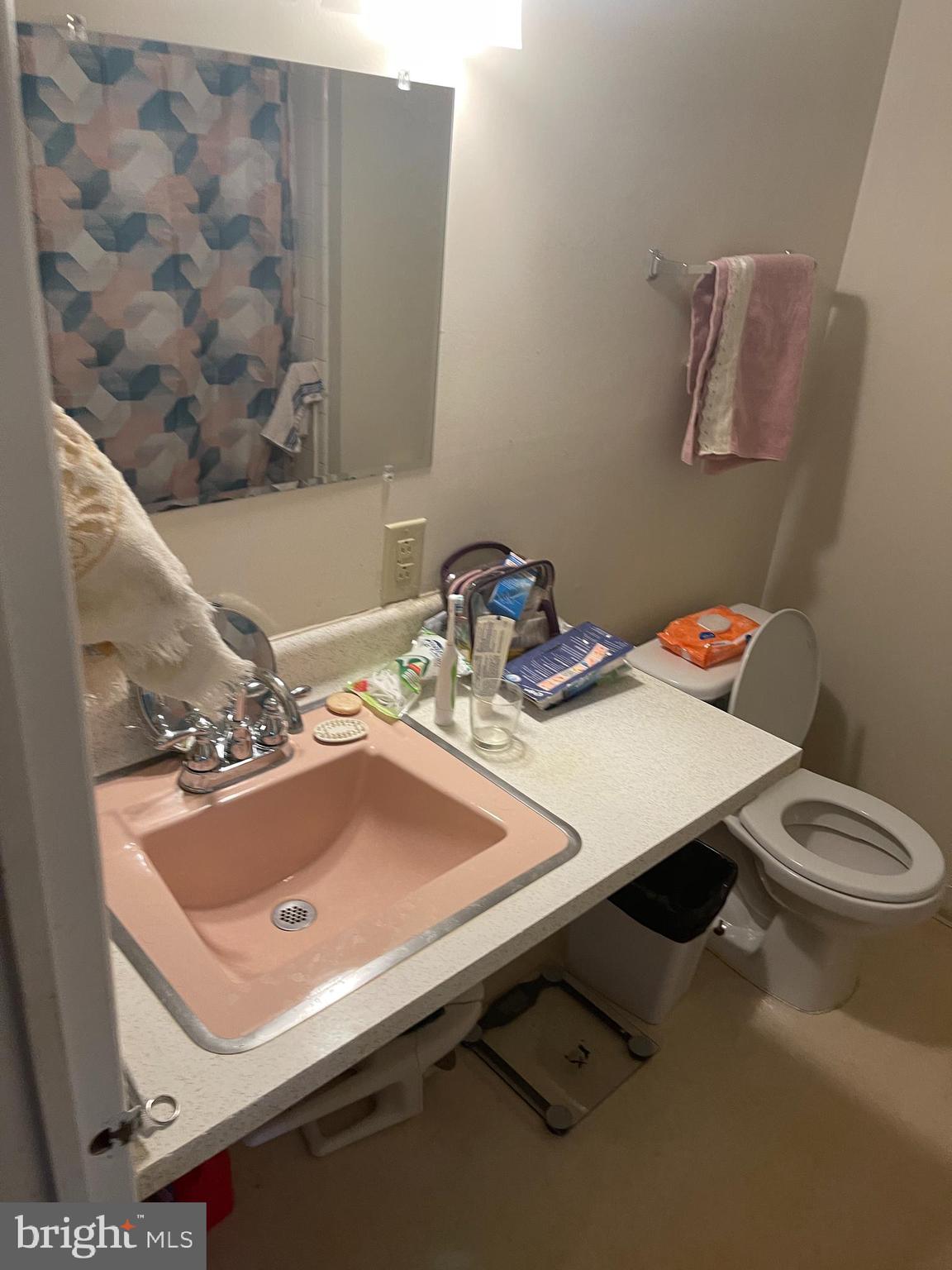 FOREST KNOLLS - Residential