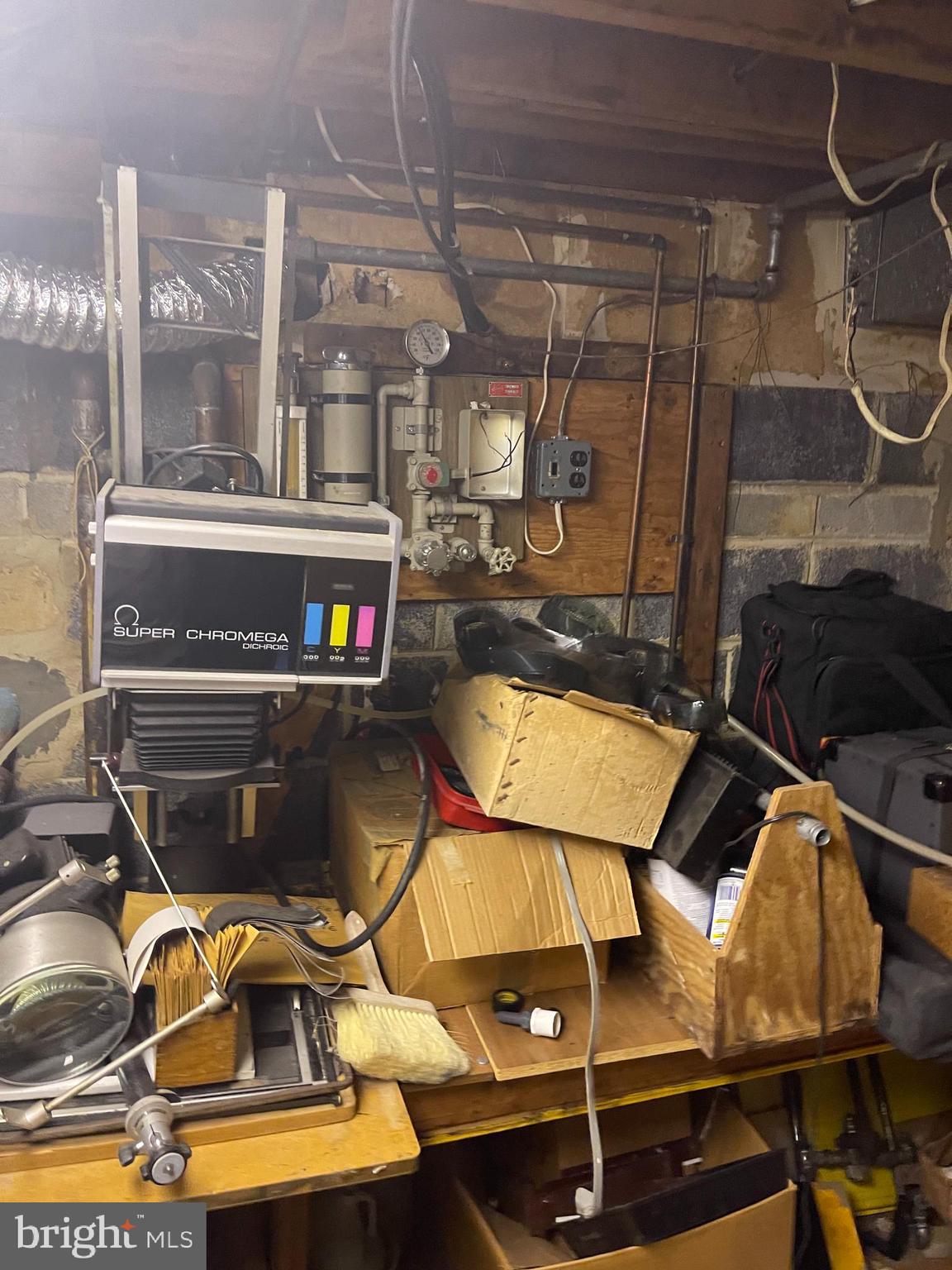 FOREST KNOLLS - Residential