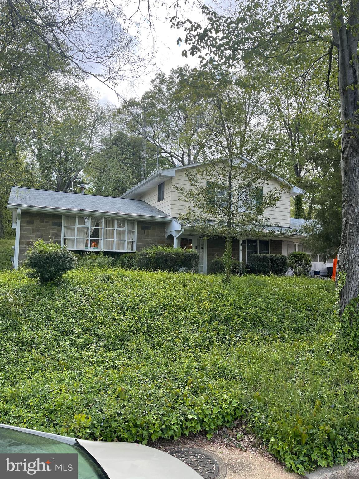 FOREST KNOLLS - Residential