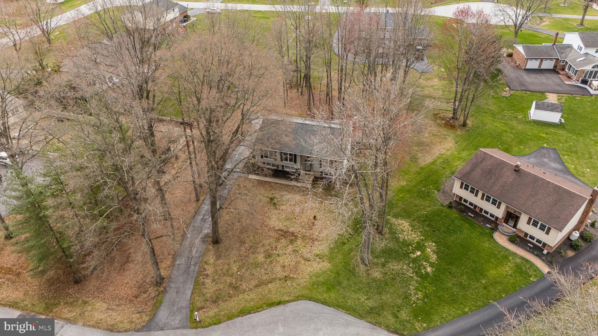 HICKORY WOODS - Residential