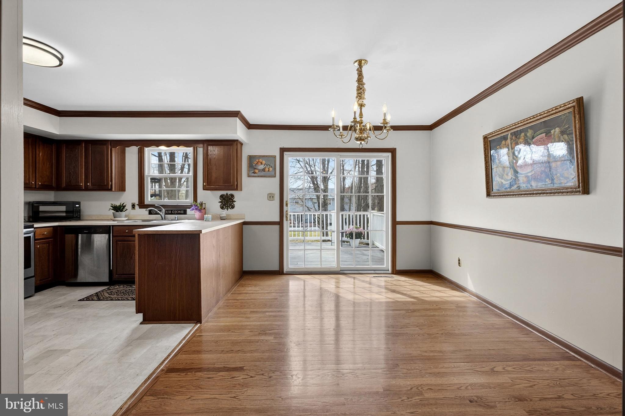 HICKORY WOODS - Residential