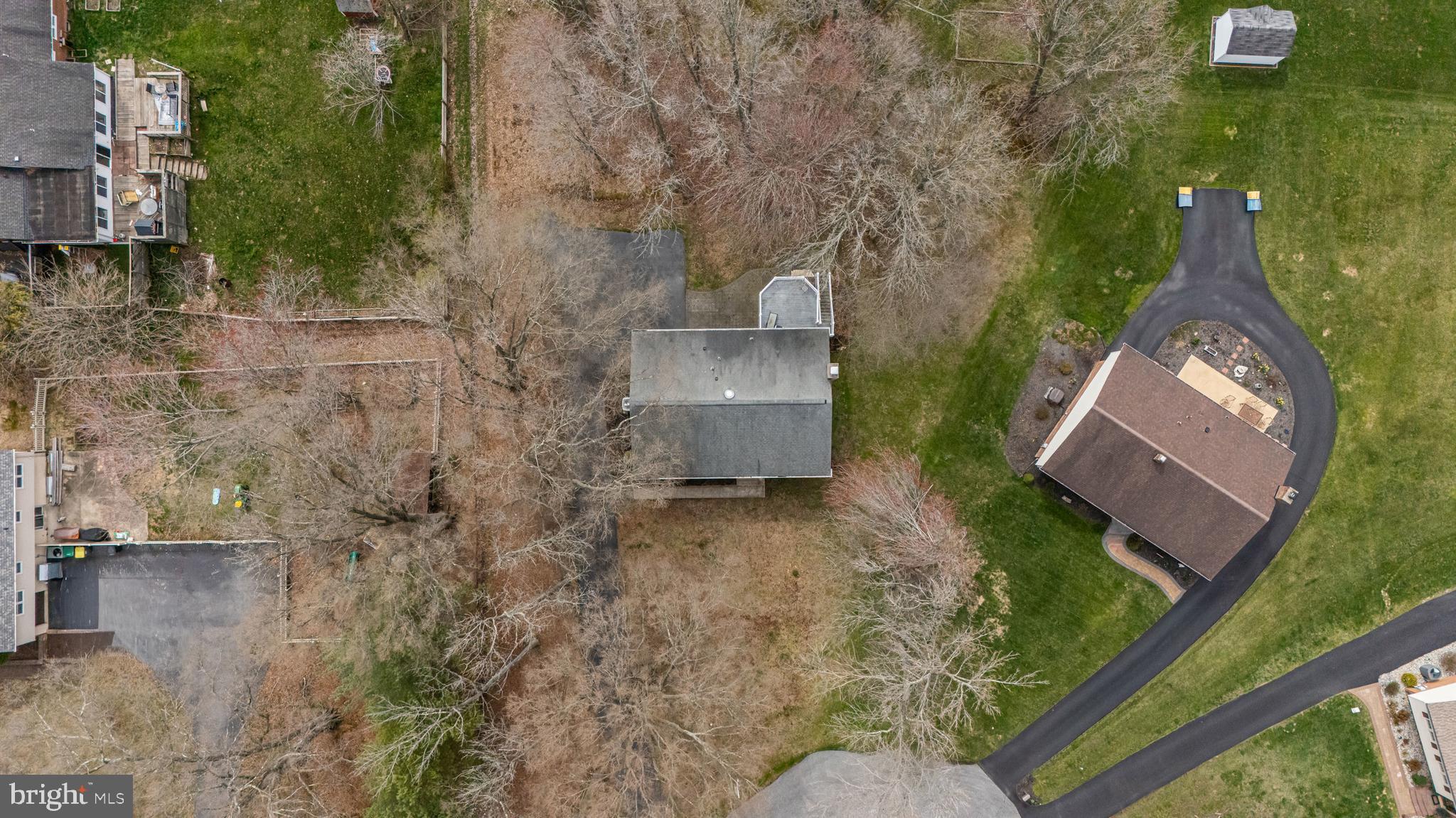 HICKORY WOODS - Residential