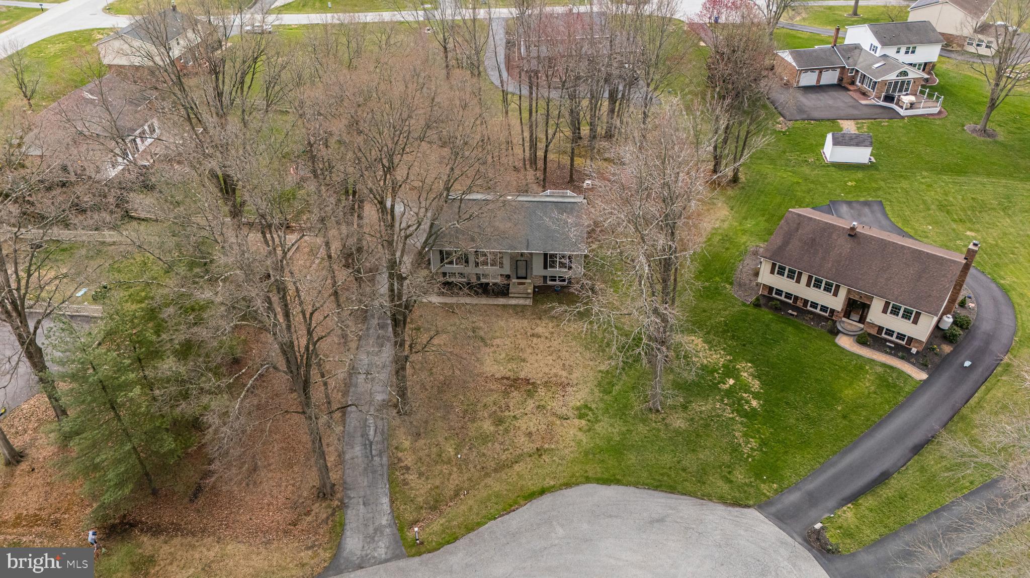 HICKORY WOODS - Residential