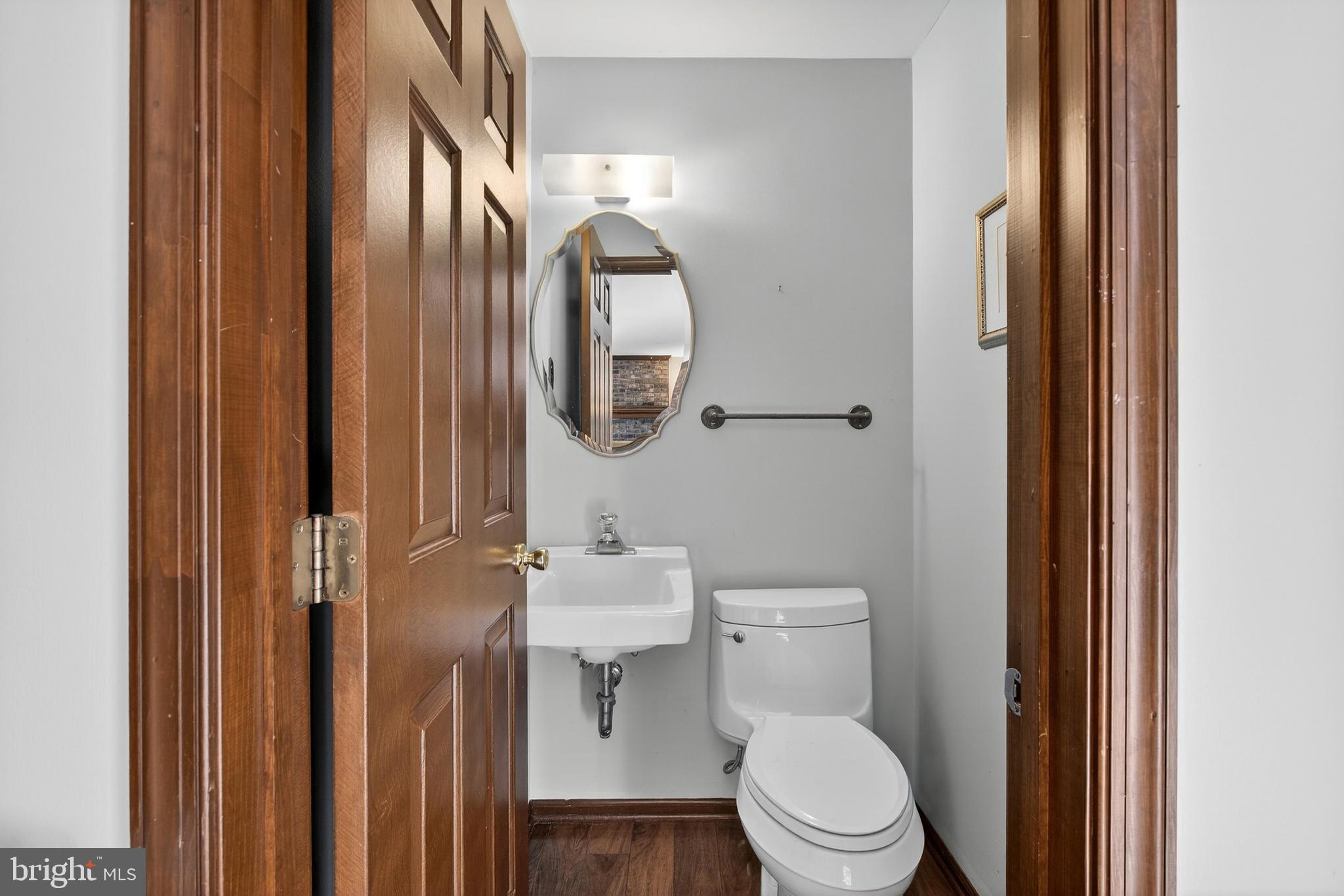 HICKORY WOODS - Residential