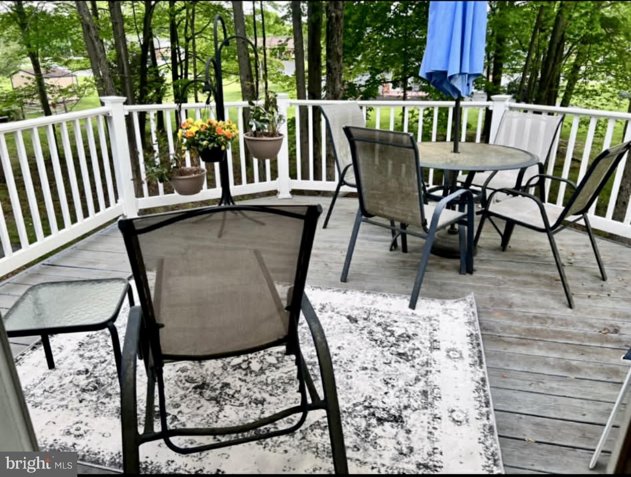 HICKORY WOODS - Residential