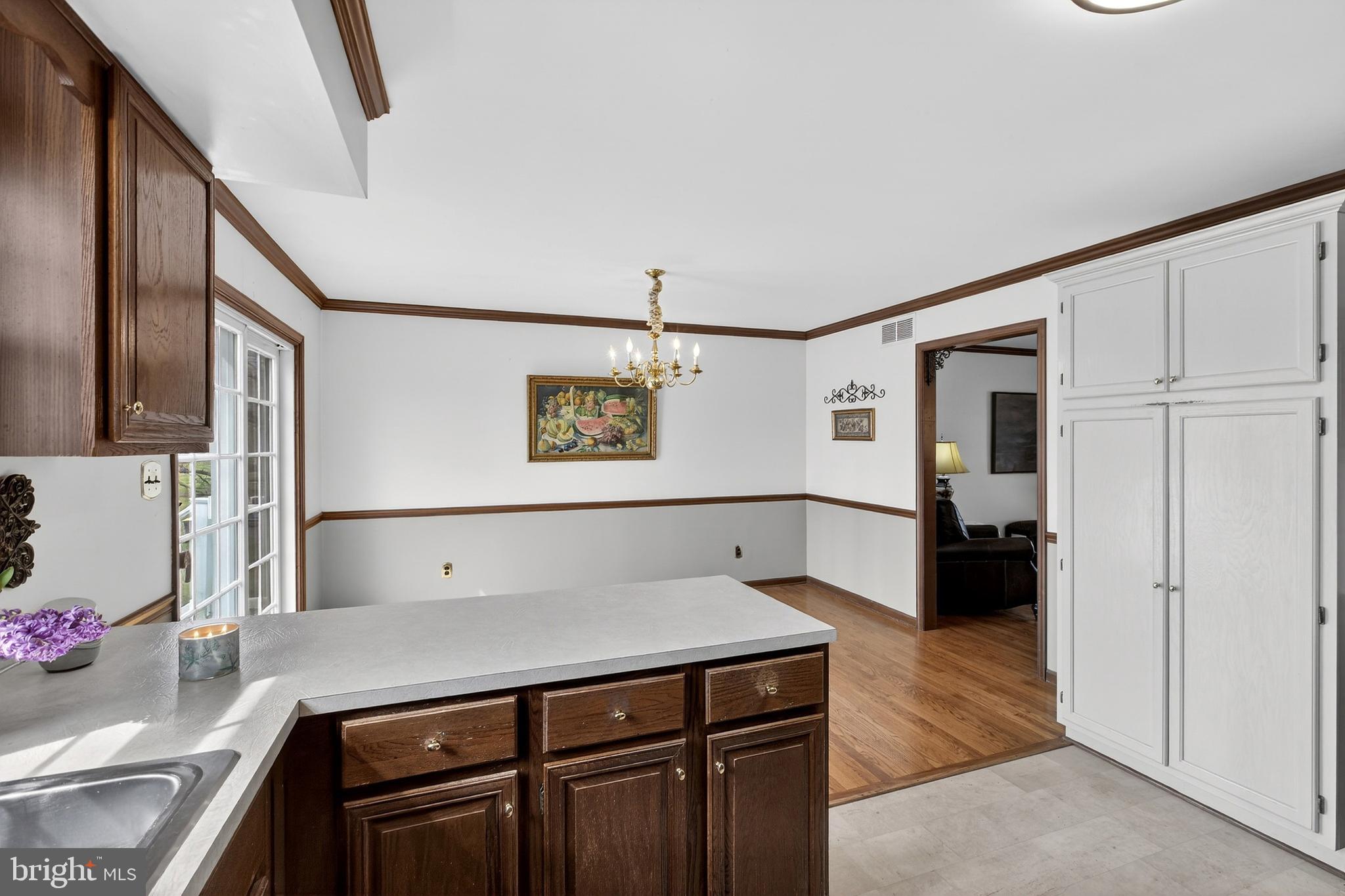 HICKORY WOODS - Residential