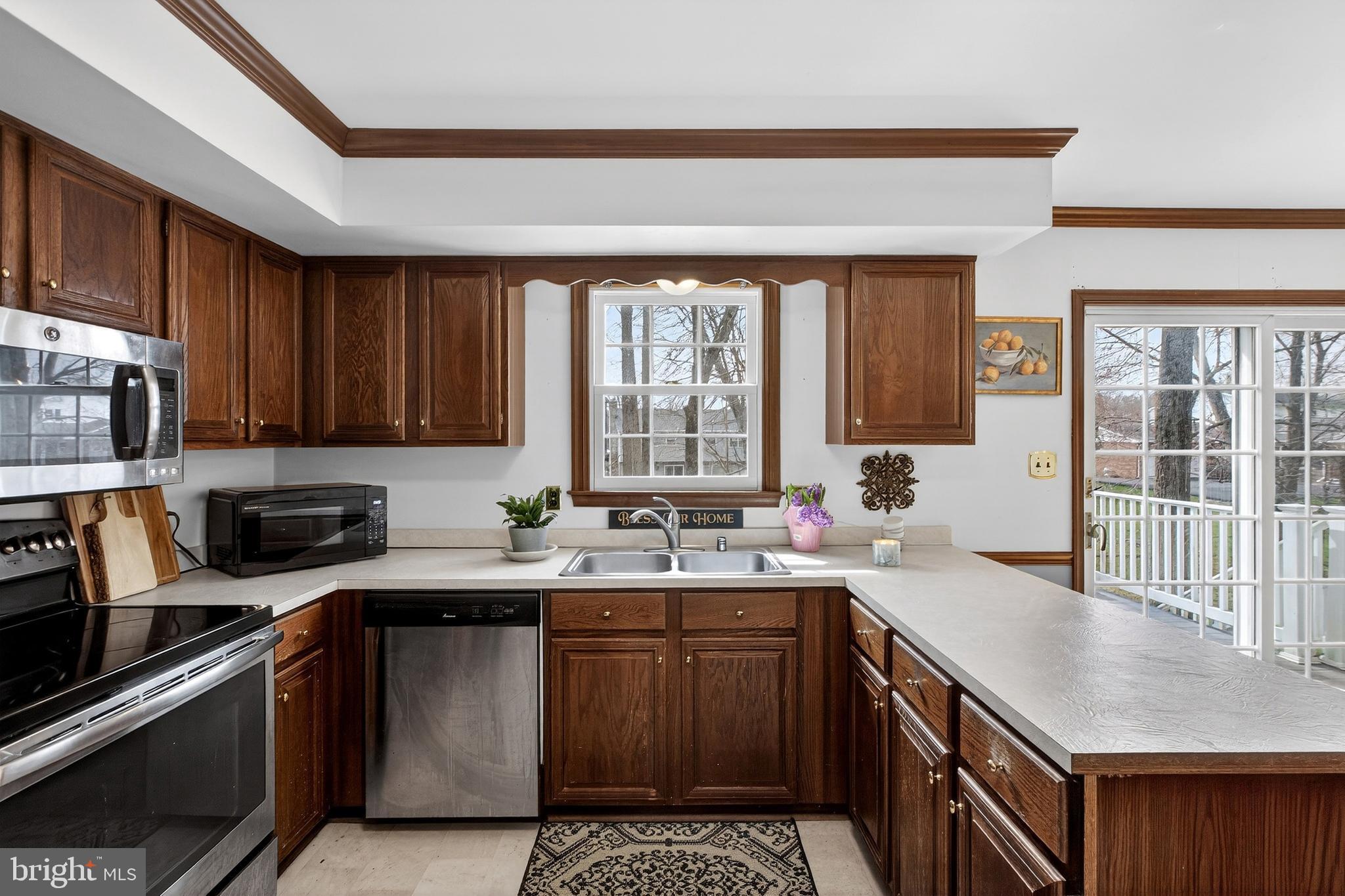 HICKORY WOODS - Residential