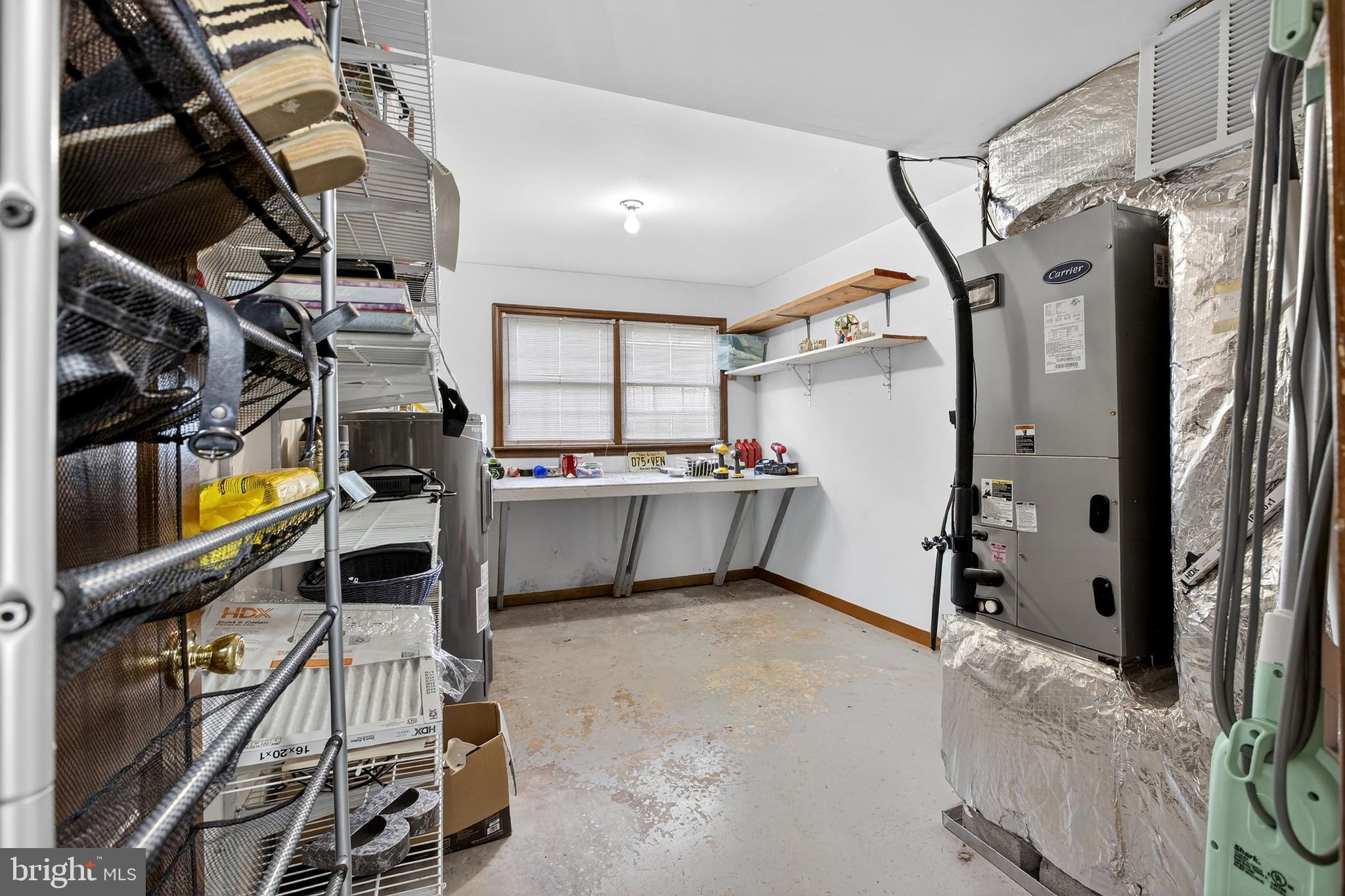 HICKORY WOODS - Residential