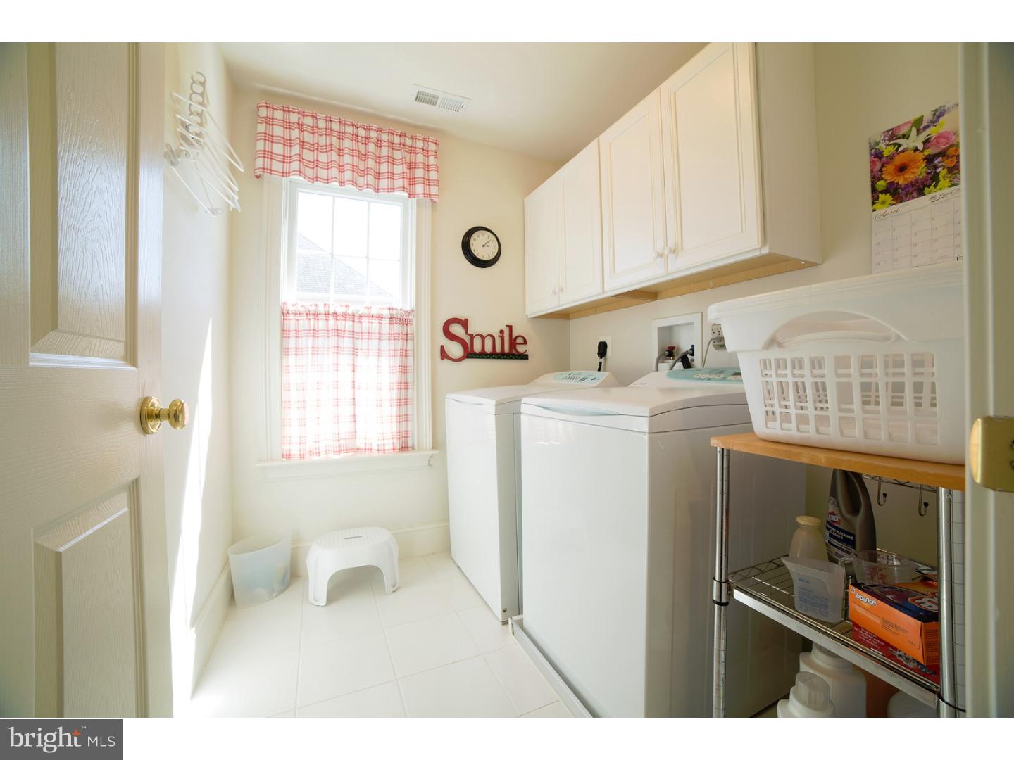 CHERRY CREEK - Residential
