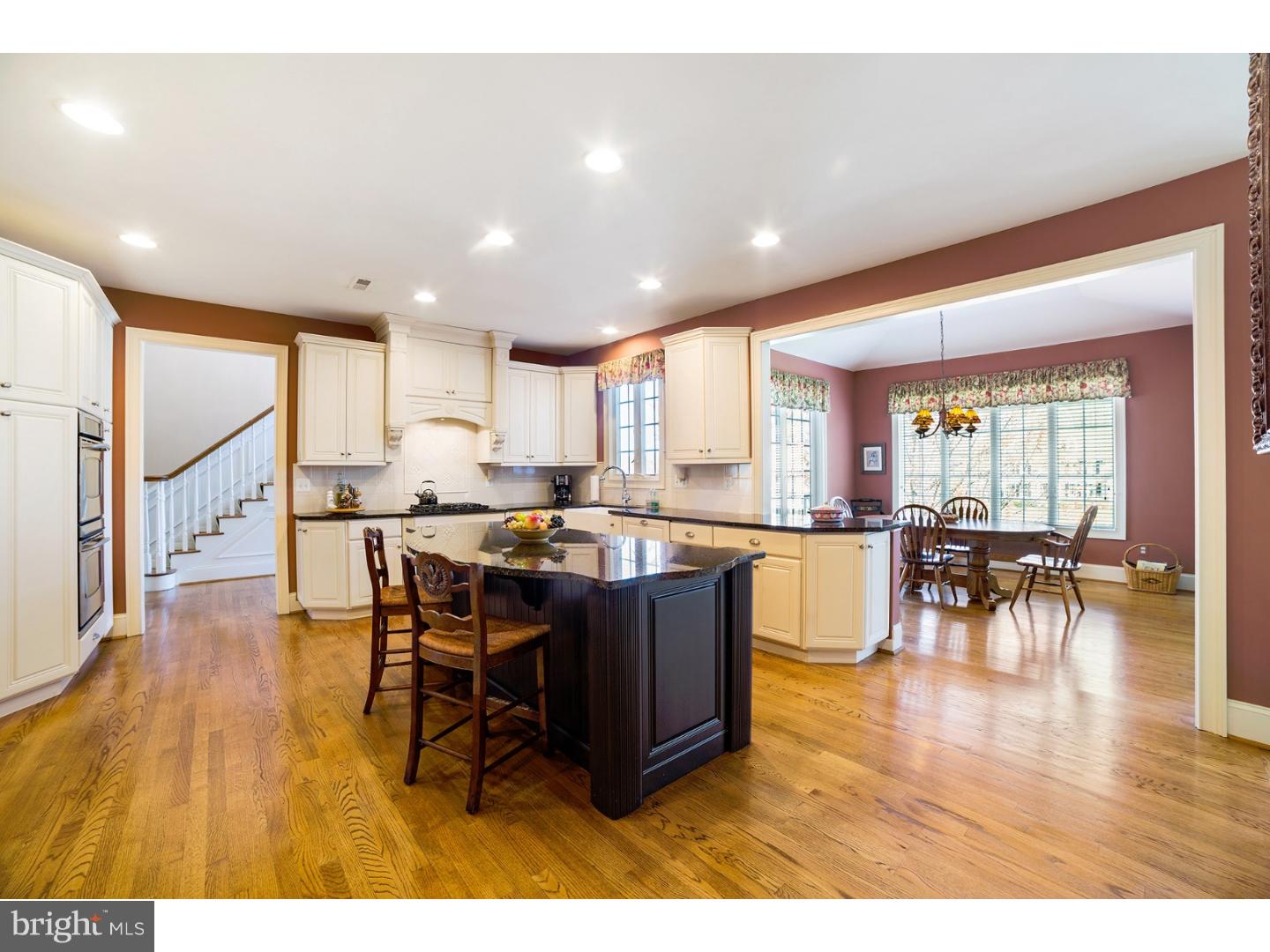 CHERRY CREEK - Residential