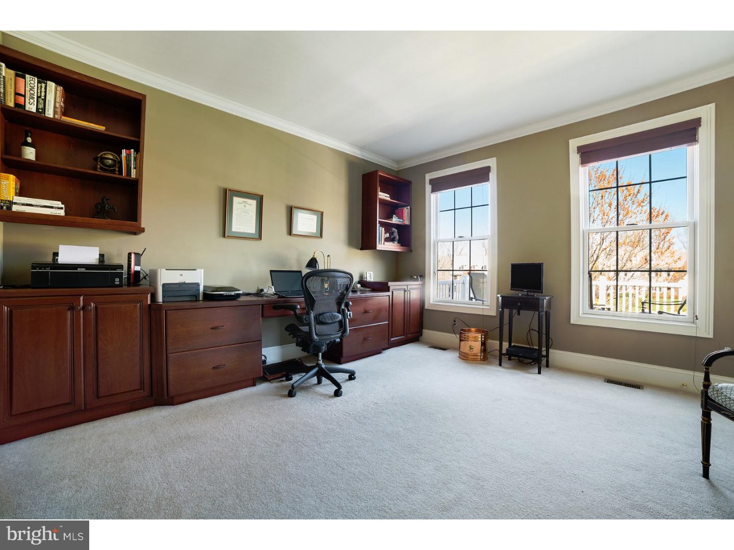 CHERRY CREEK - Residential