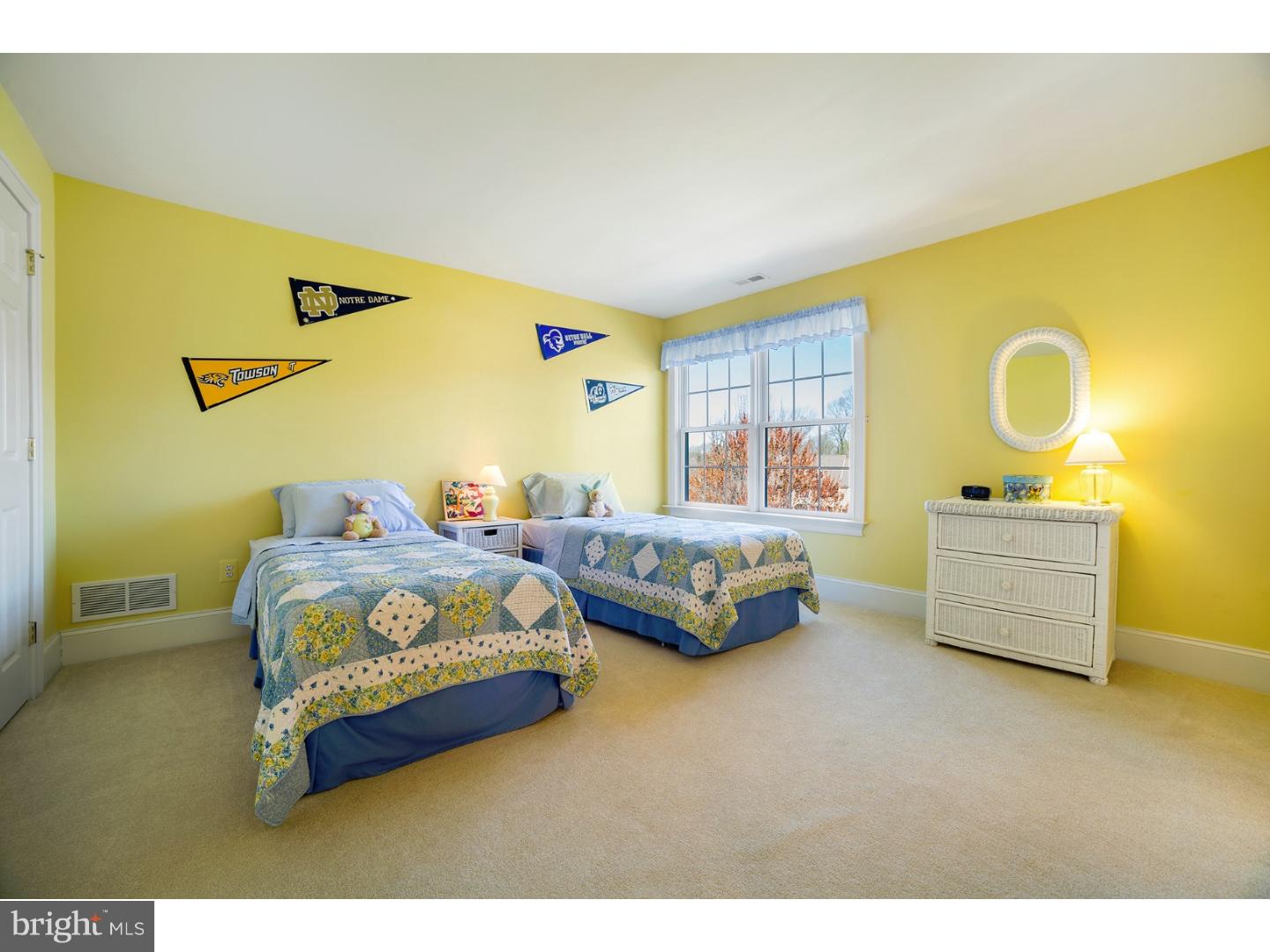 CHERRY CREEK - Residential