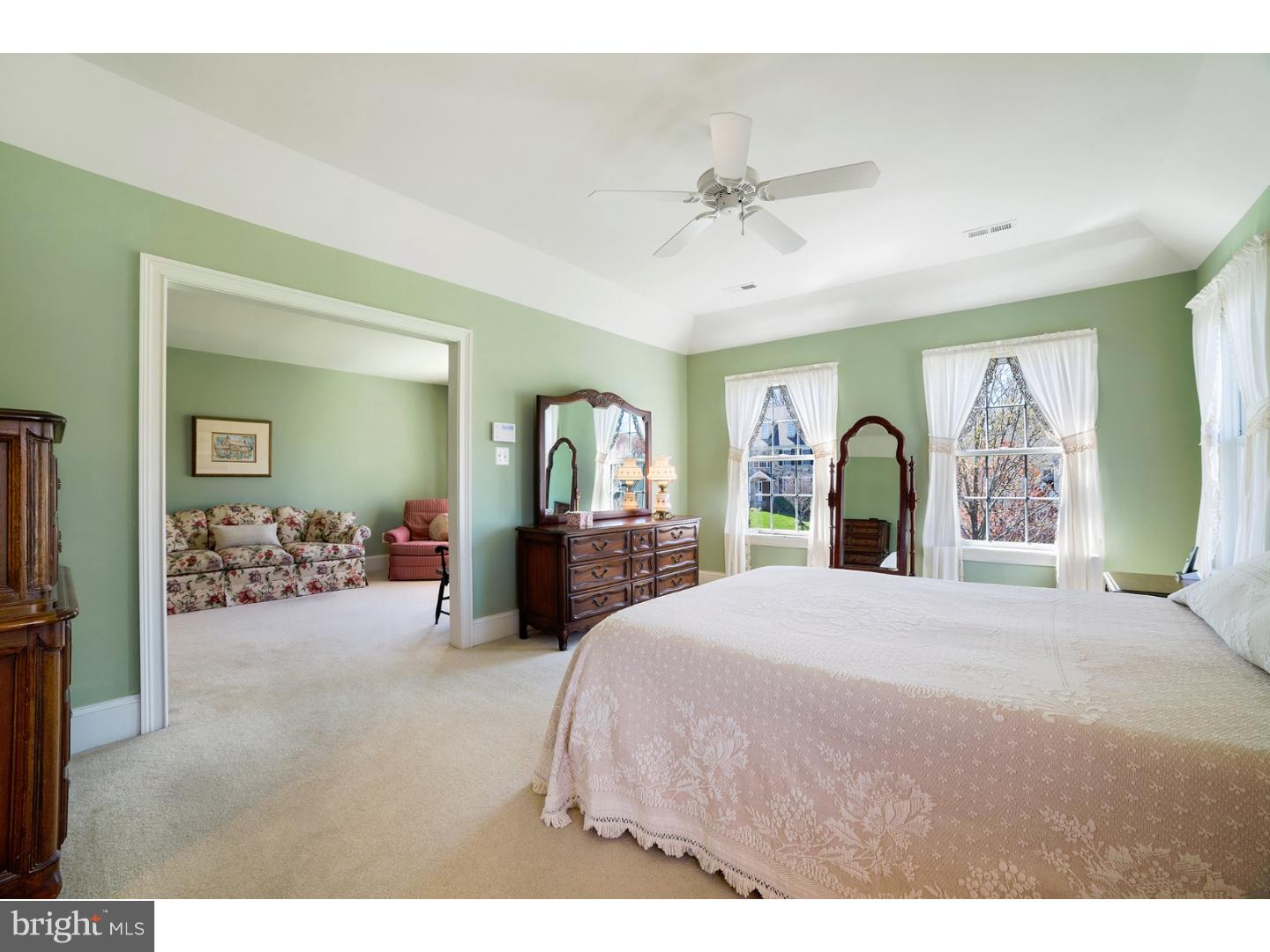 CHERRY CREEK - Residential