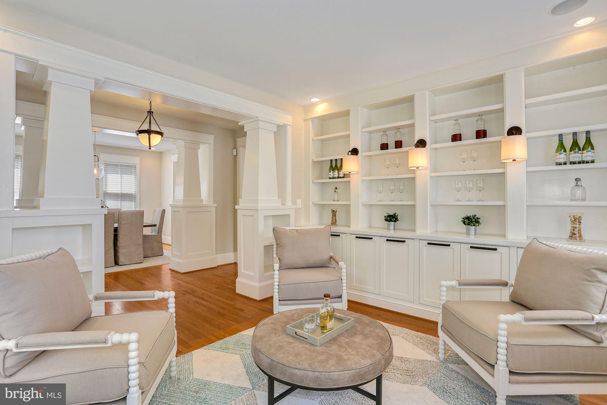 LYON VILLAGE - Residential