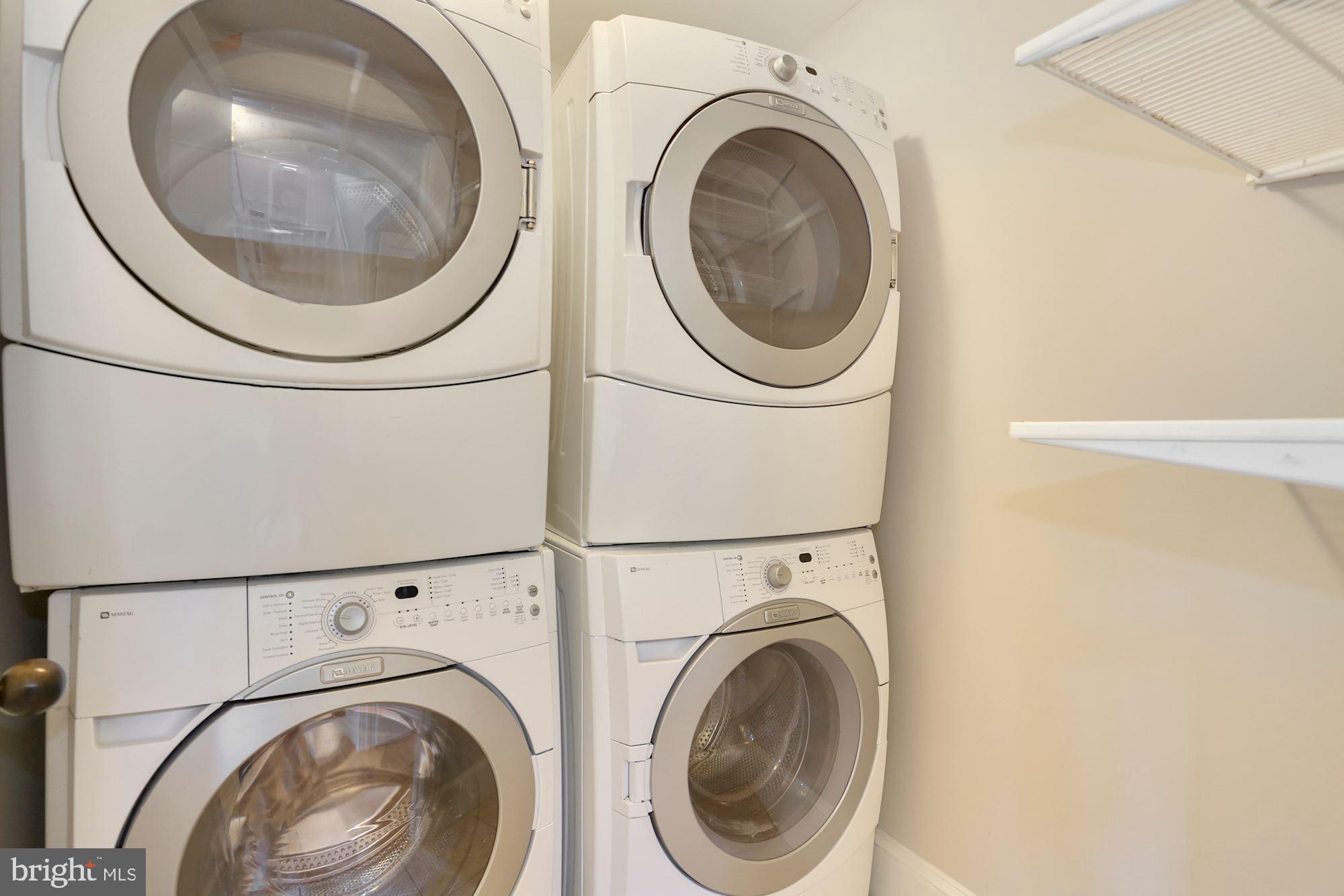 LYON VILLAGE - Residential