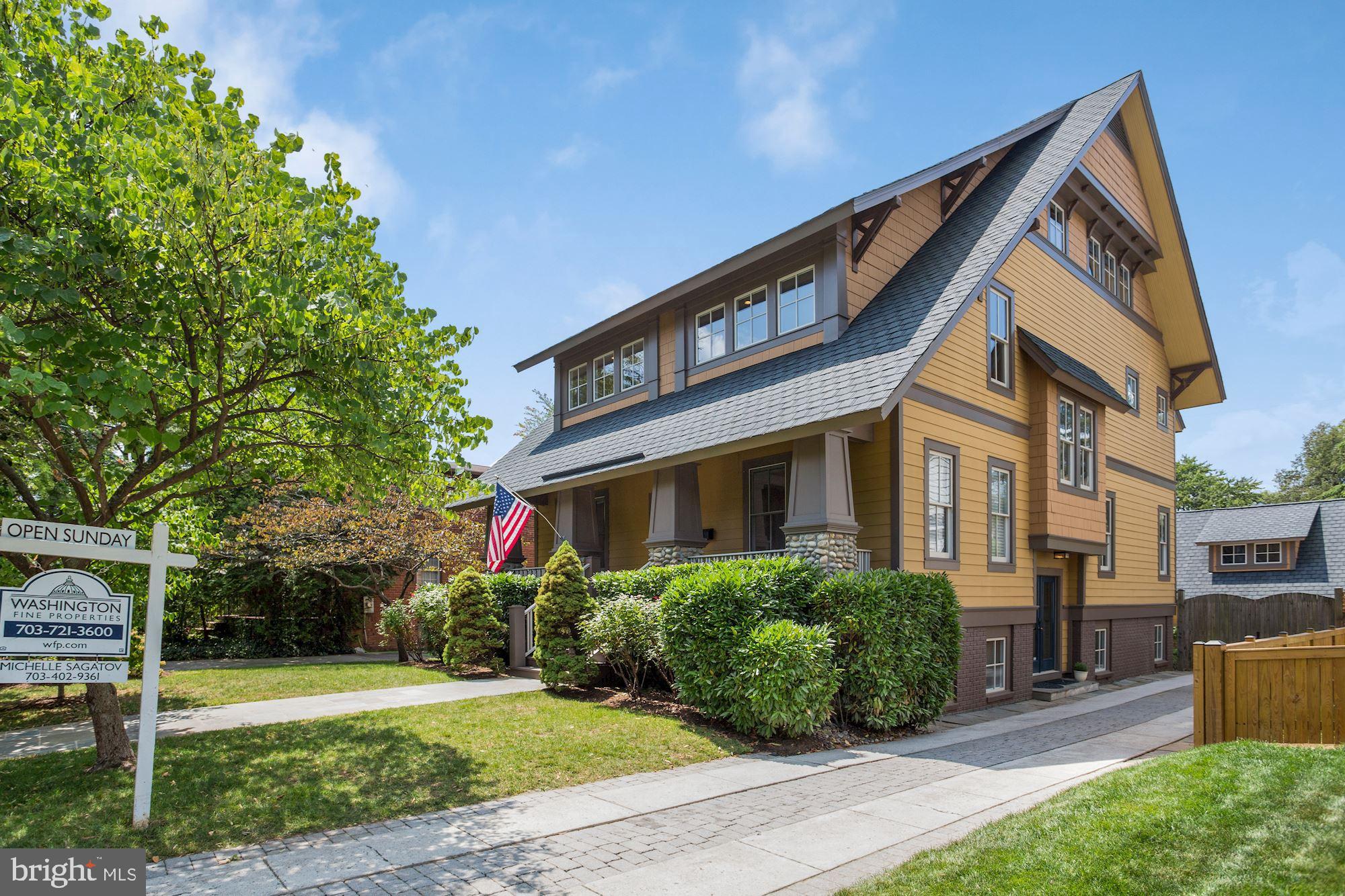 LYON VILLAGE - Residential