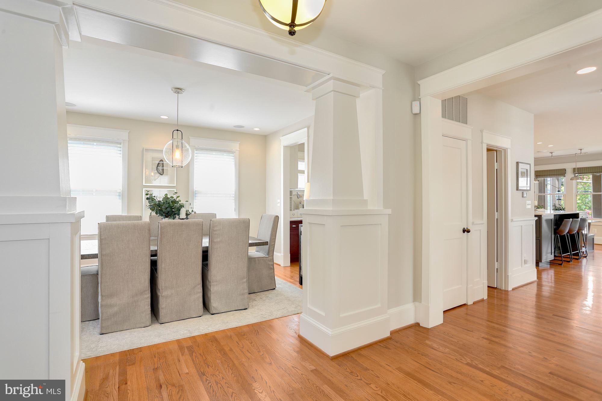 LYON VILLAGE - Residential