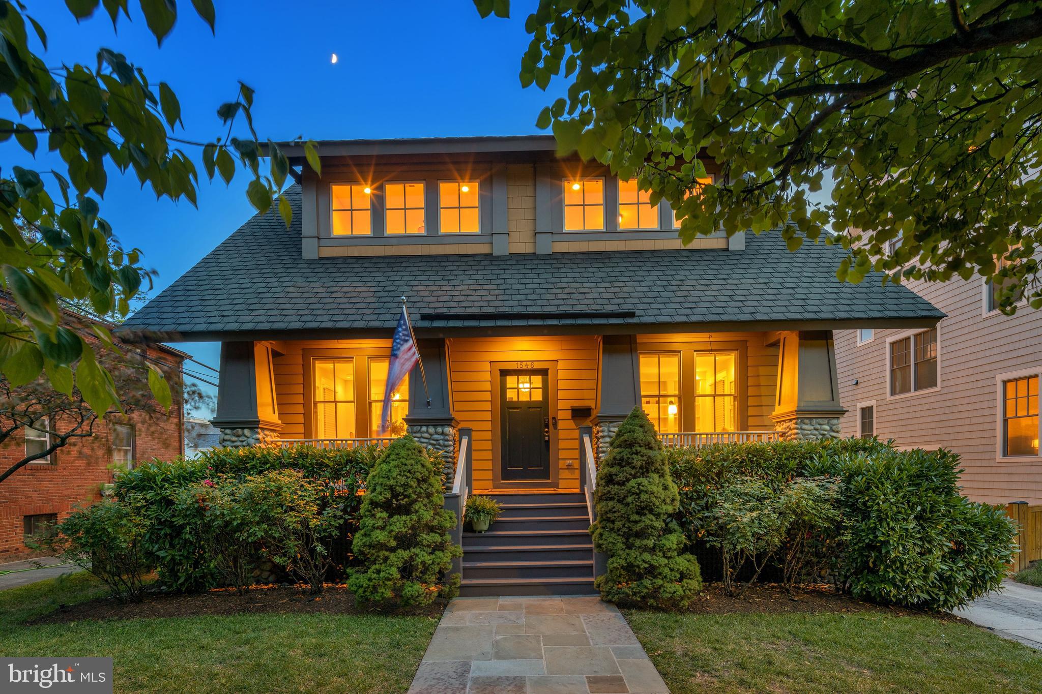 LYON VILLAGE - Residential