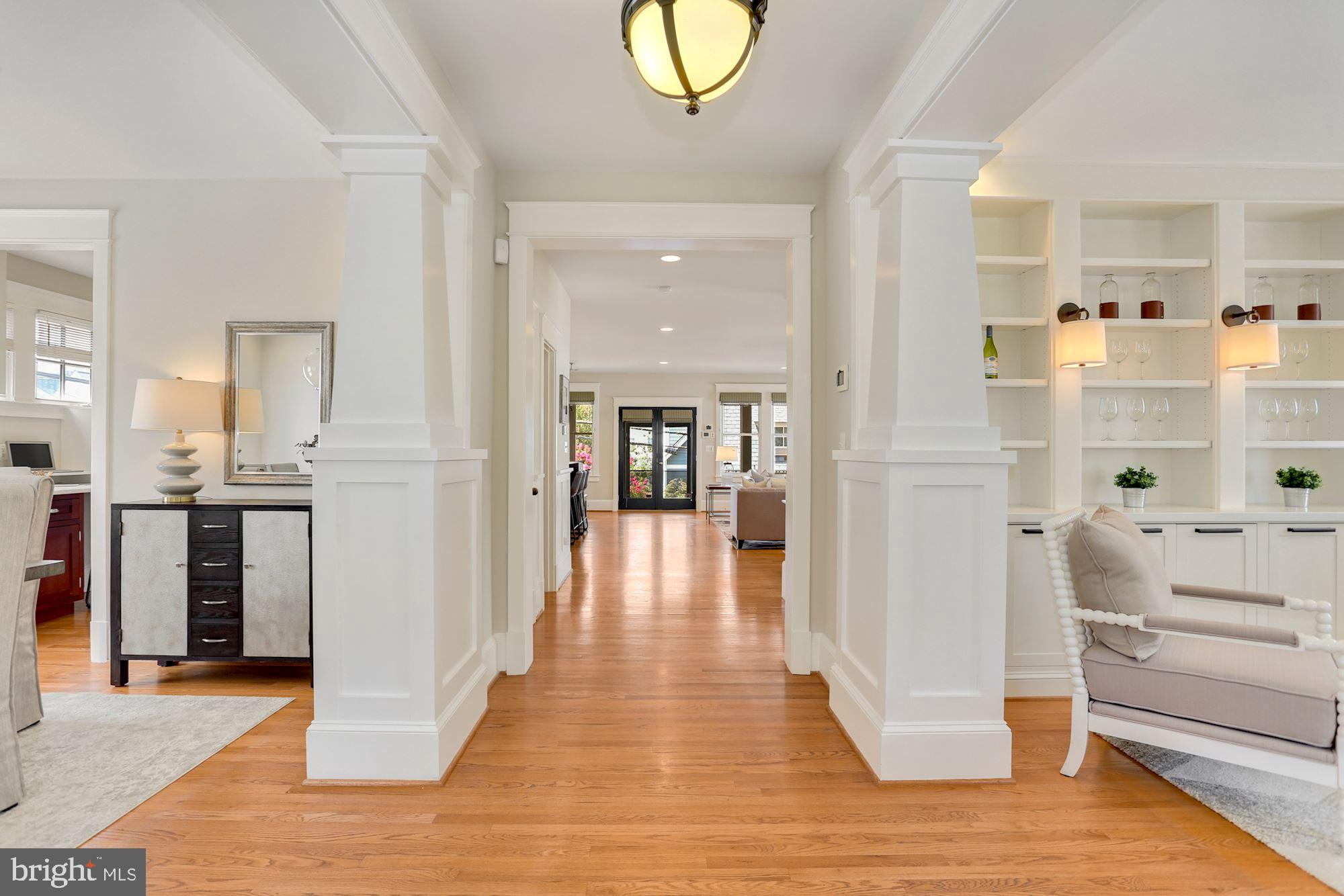 LYON VILLAGE - Residential