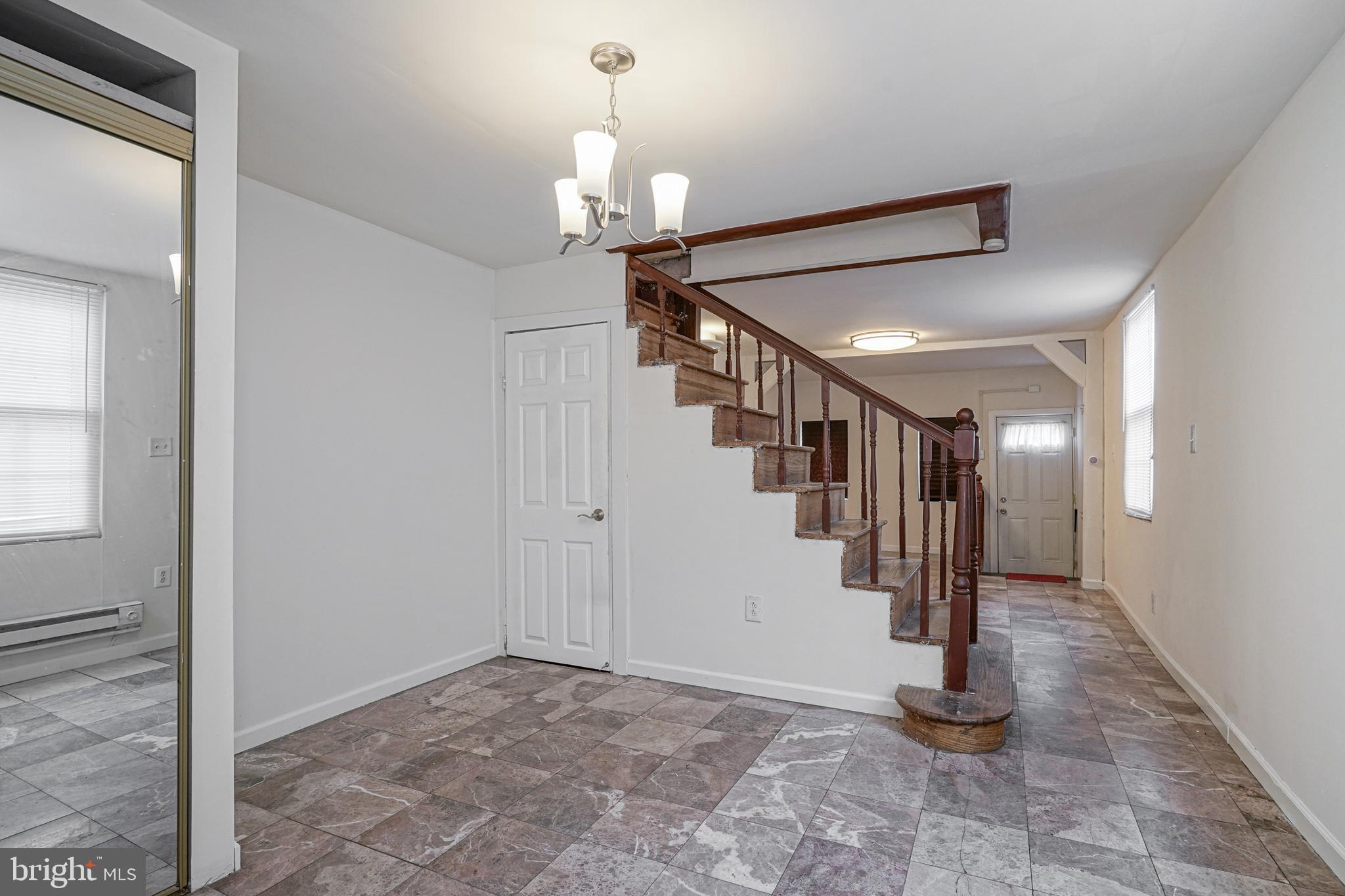 BRIDESBURG - Residential