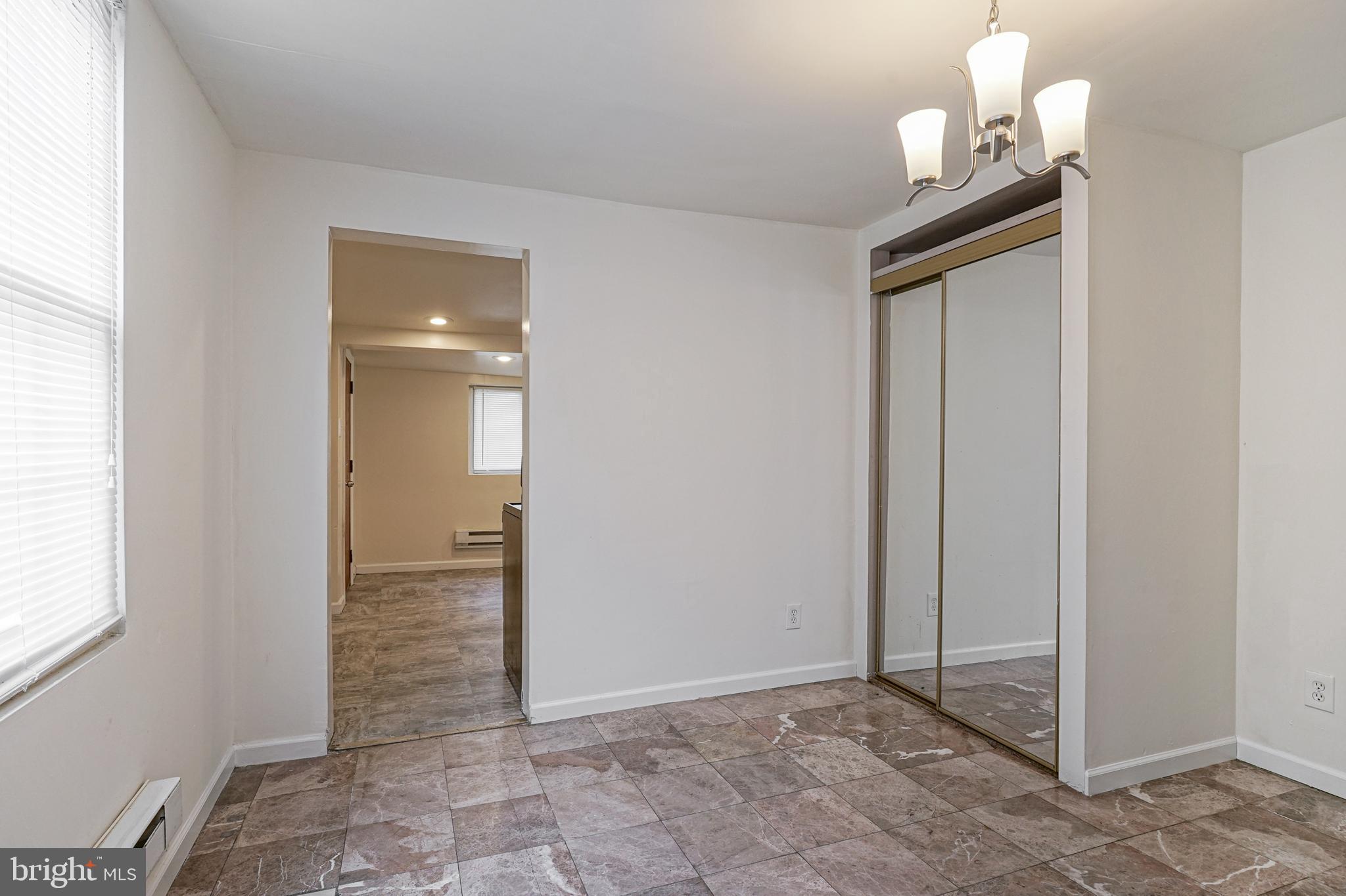 BRIDESBURG - Residential