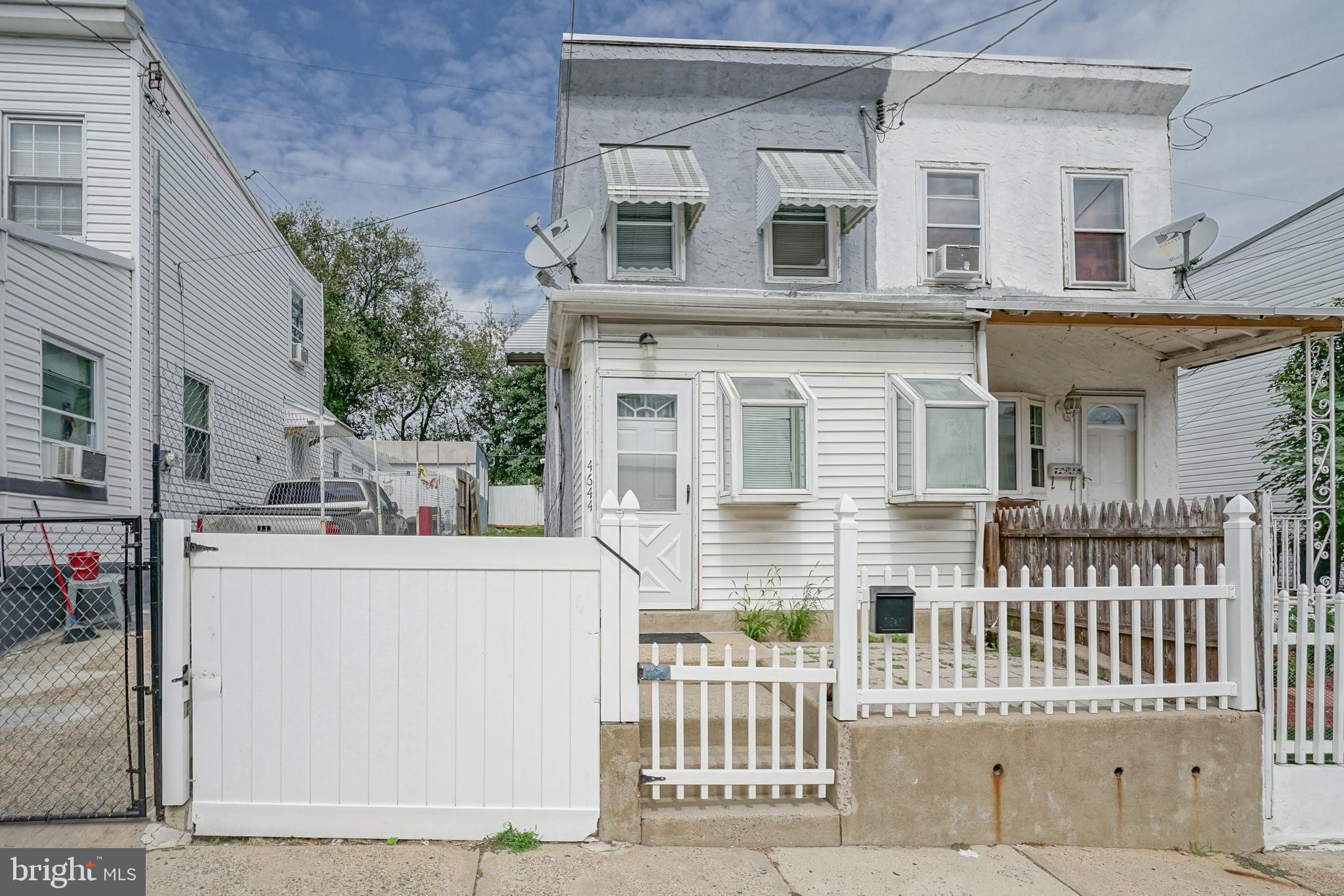 BRIDESBURG - Residential