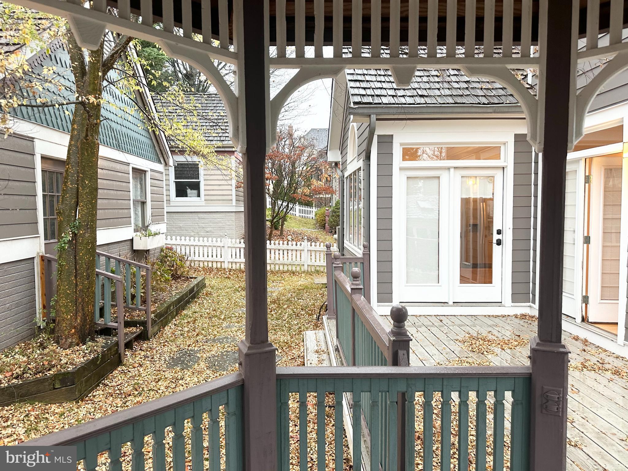 KENTLANDS - Residential Lease