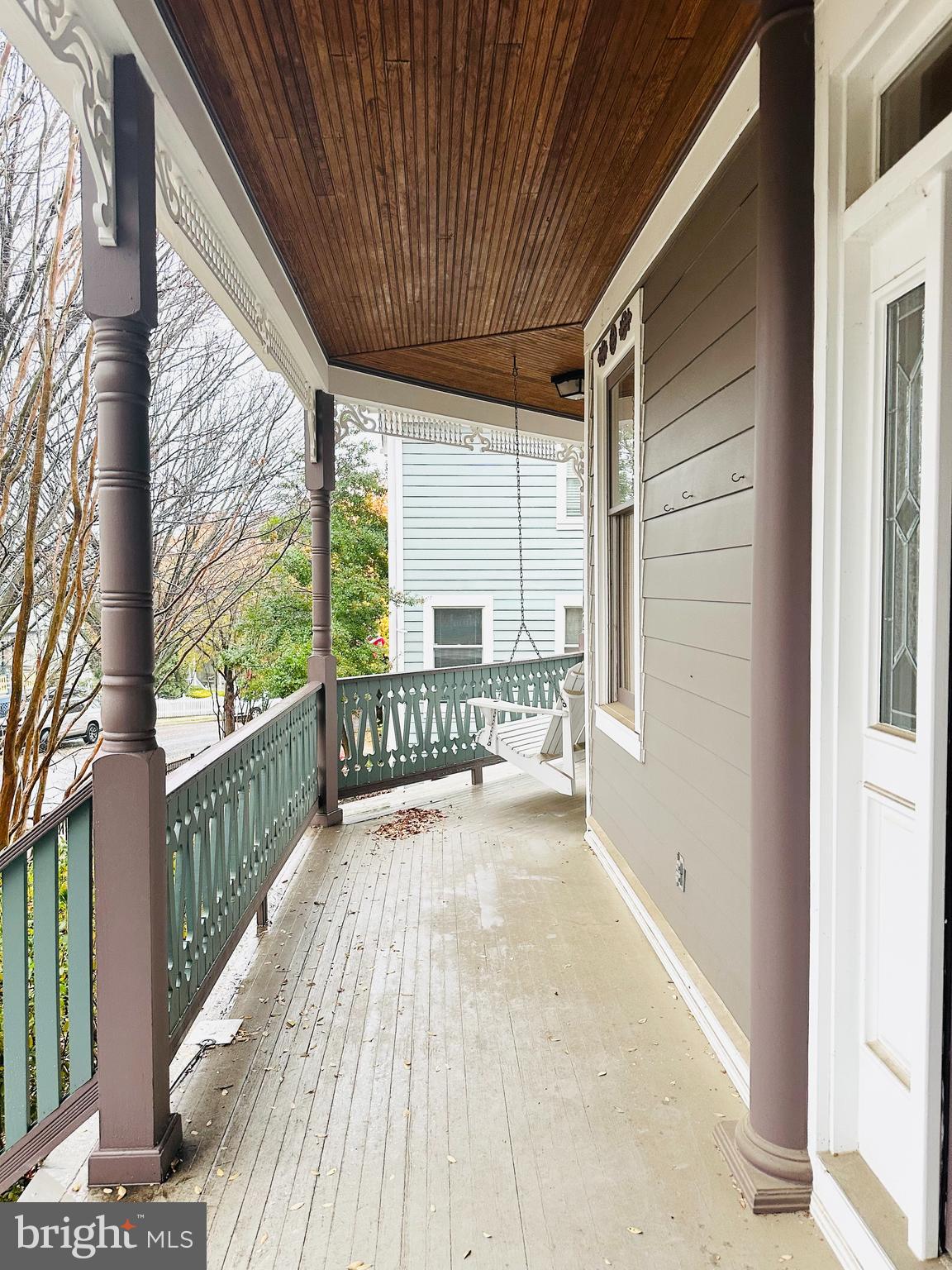 KENTLANDS - Residential Lease