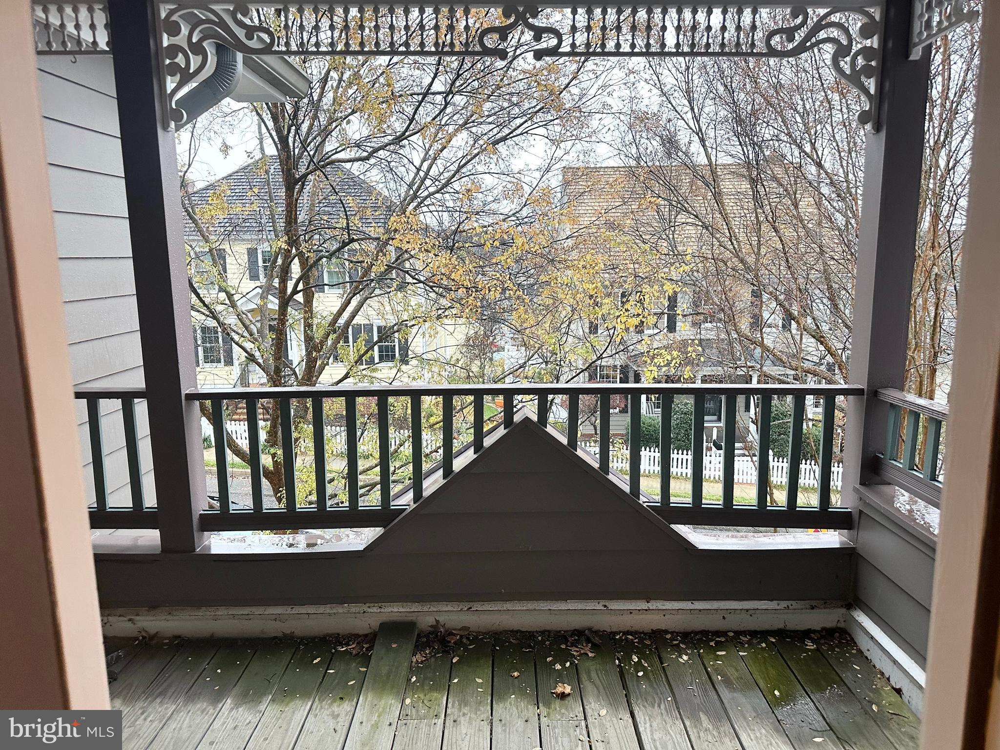 KENTLANDS - Residential Lease