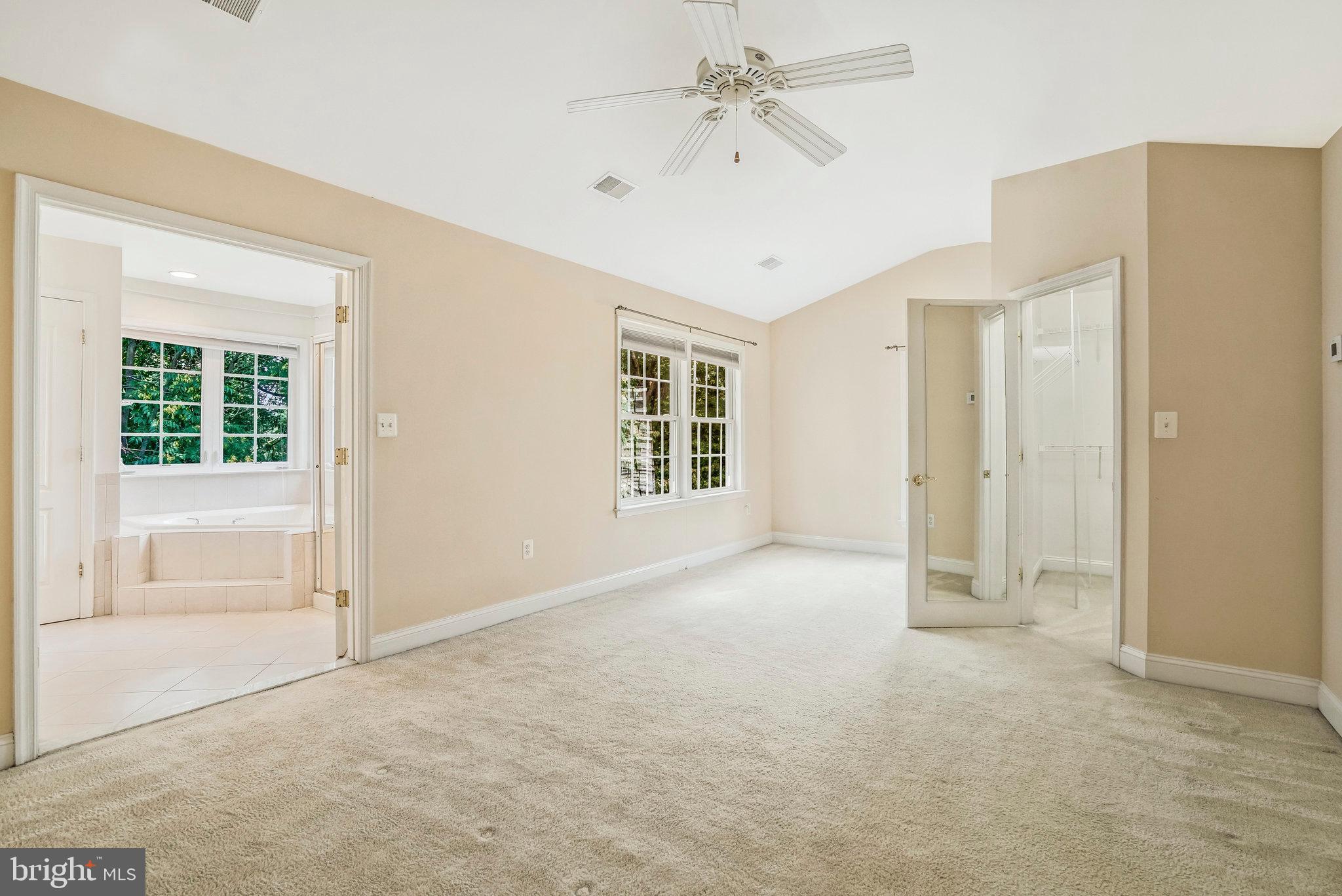 CYRANDALL VALLEY - Residential Lease