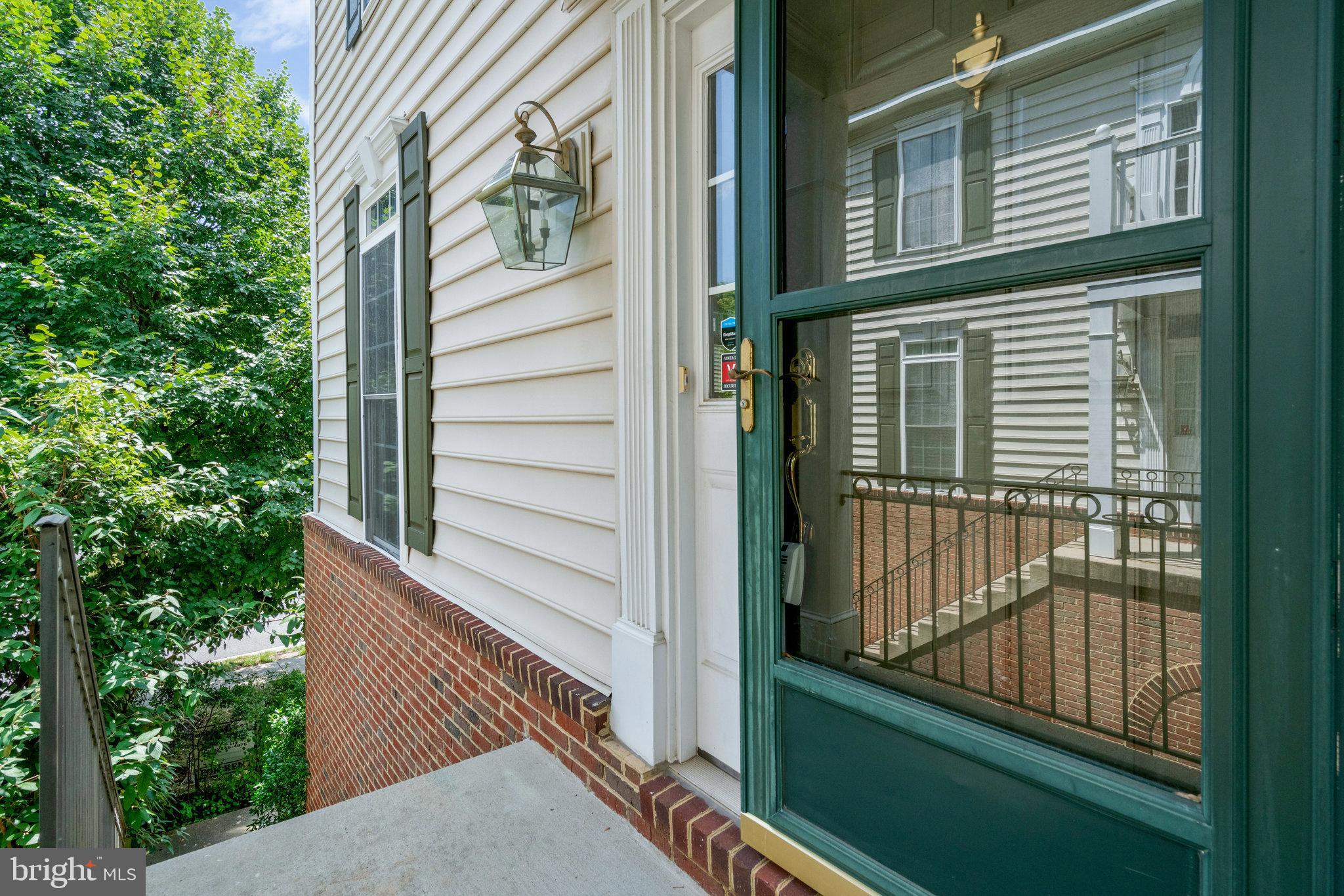 CYRANDALL VALLEY - Residential Lease