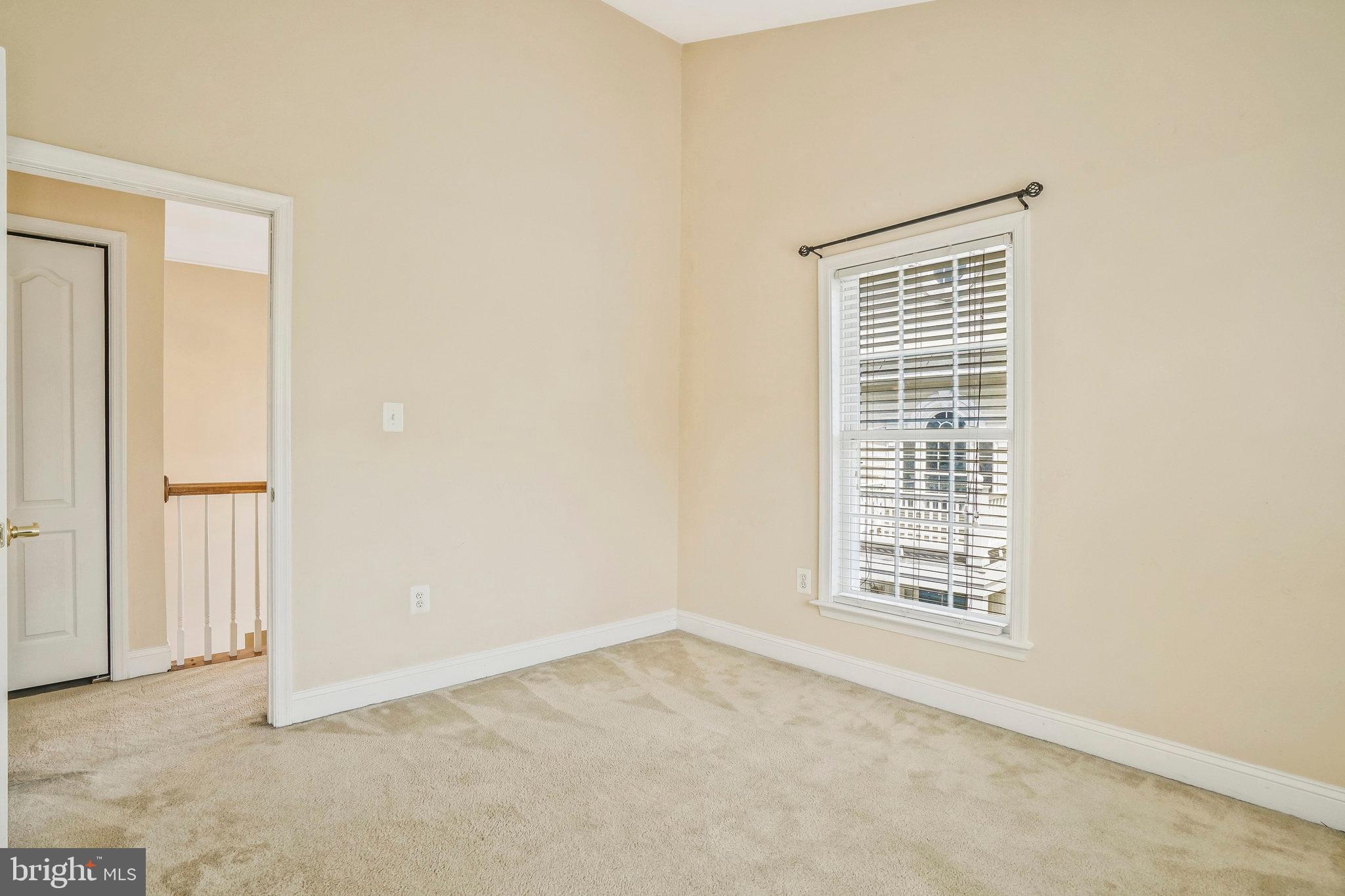 CYRANDALL VALLEY - Residential Lease