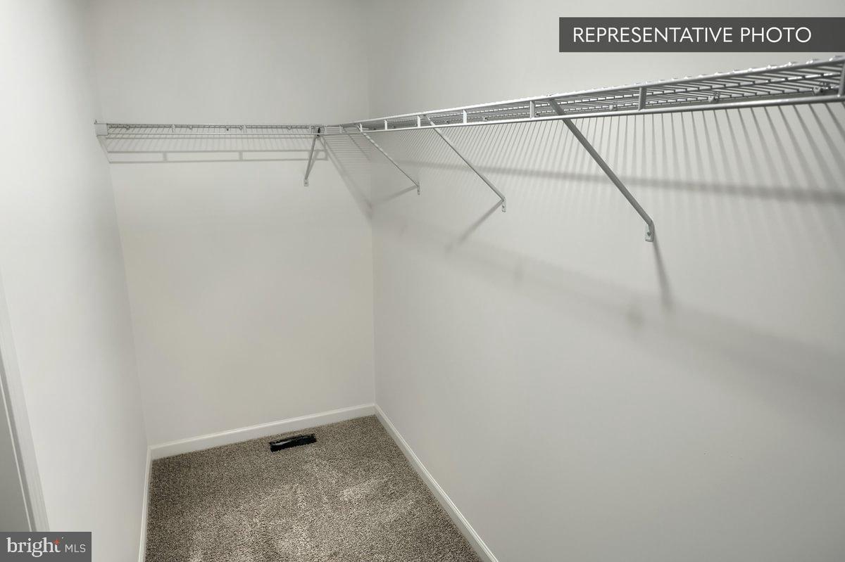 THE SEASONS - Residential