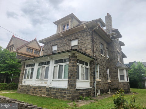 Condo For Rent - 5029 Penn Street #E<br/> PHILADELPHIA, PA 19124