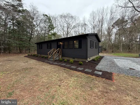 22206 Wetipquin Road, Quantico, MD MLS: MDWC2022138