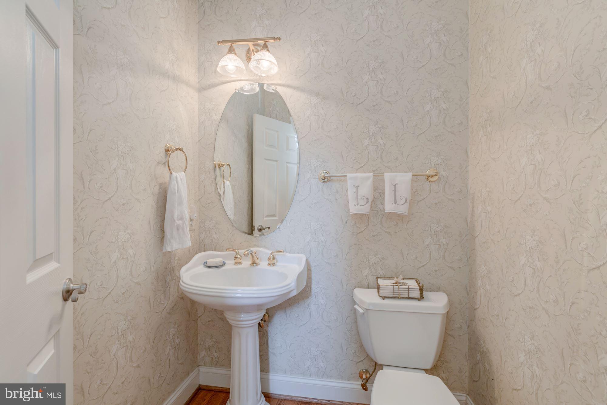 WAVERLY HILLS - Residential