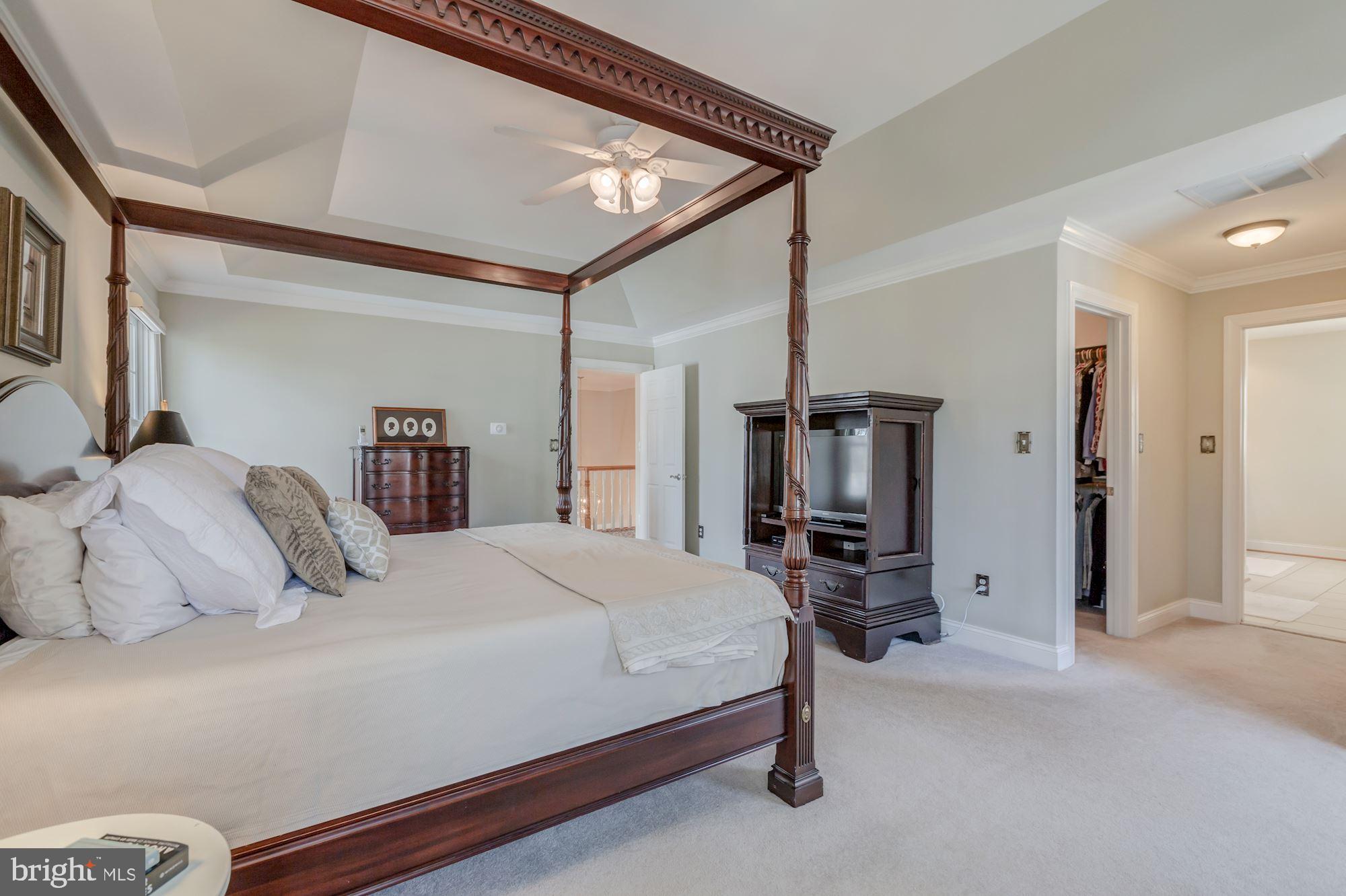 WAVERLY HILLS - Residential