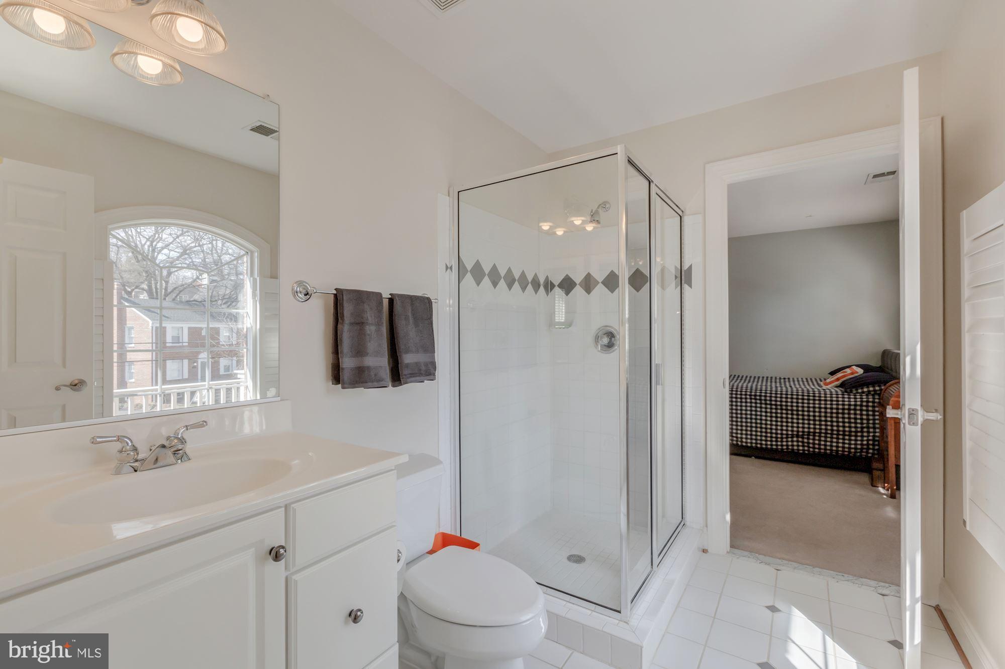 WAVERLY HILLS - Residential