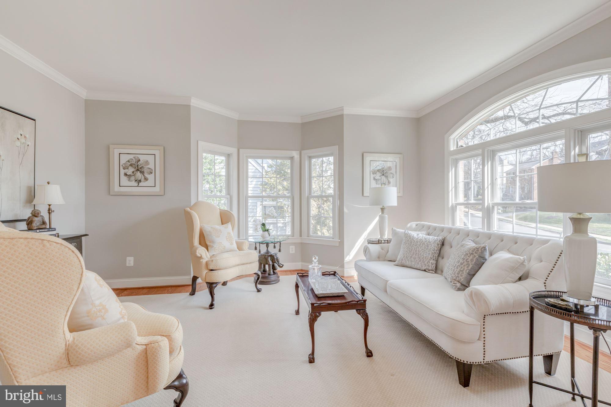 WAVERLY HILLS - Residential