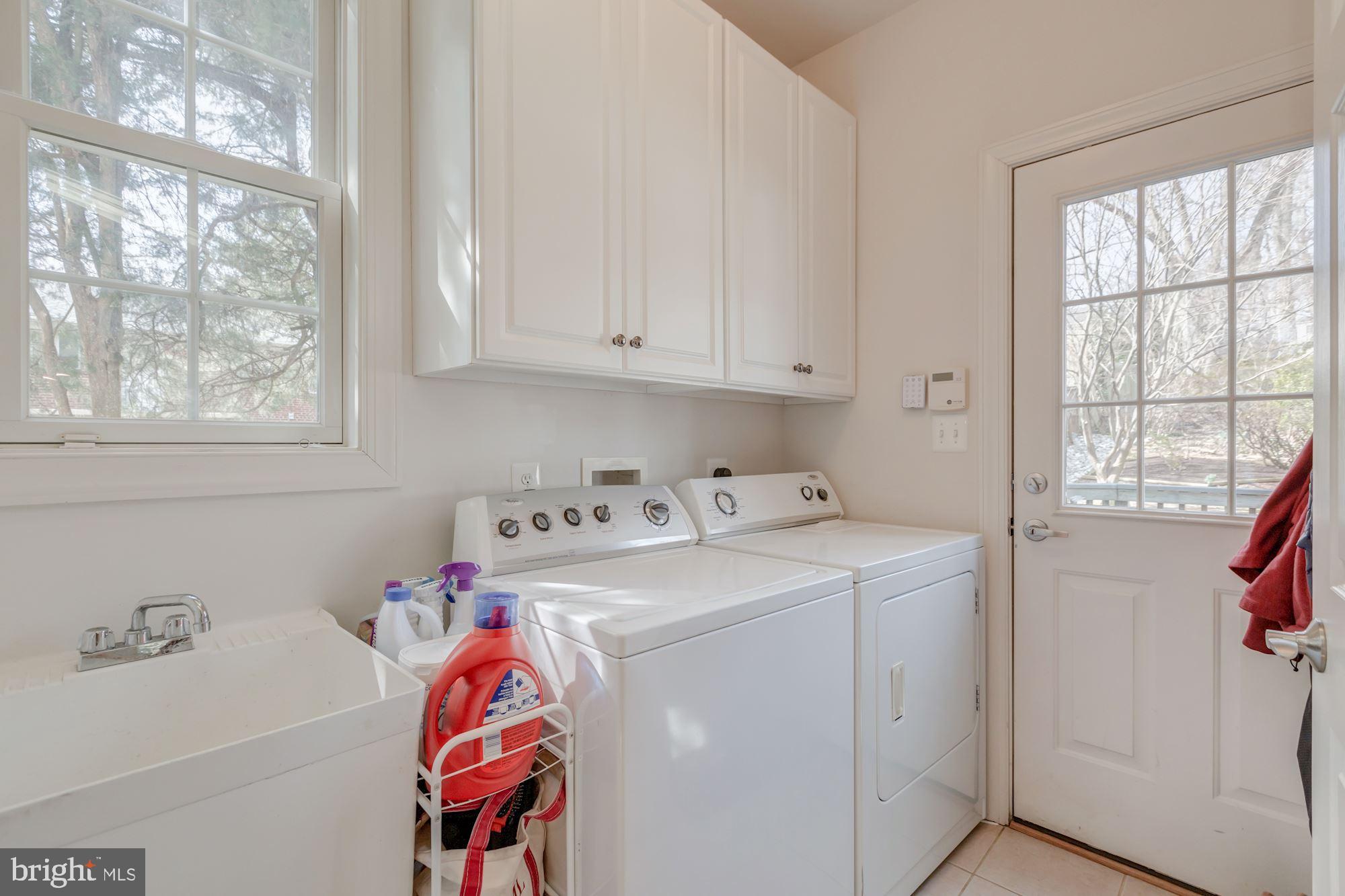 WAVERLY HILLS - Residential