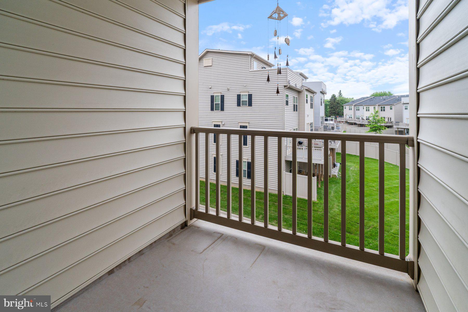 OAKDALE VILLAGE - Residential Lease