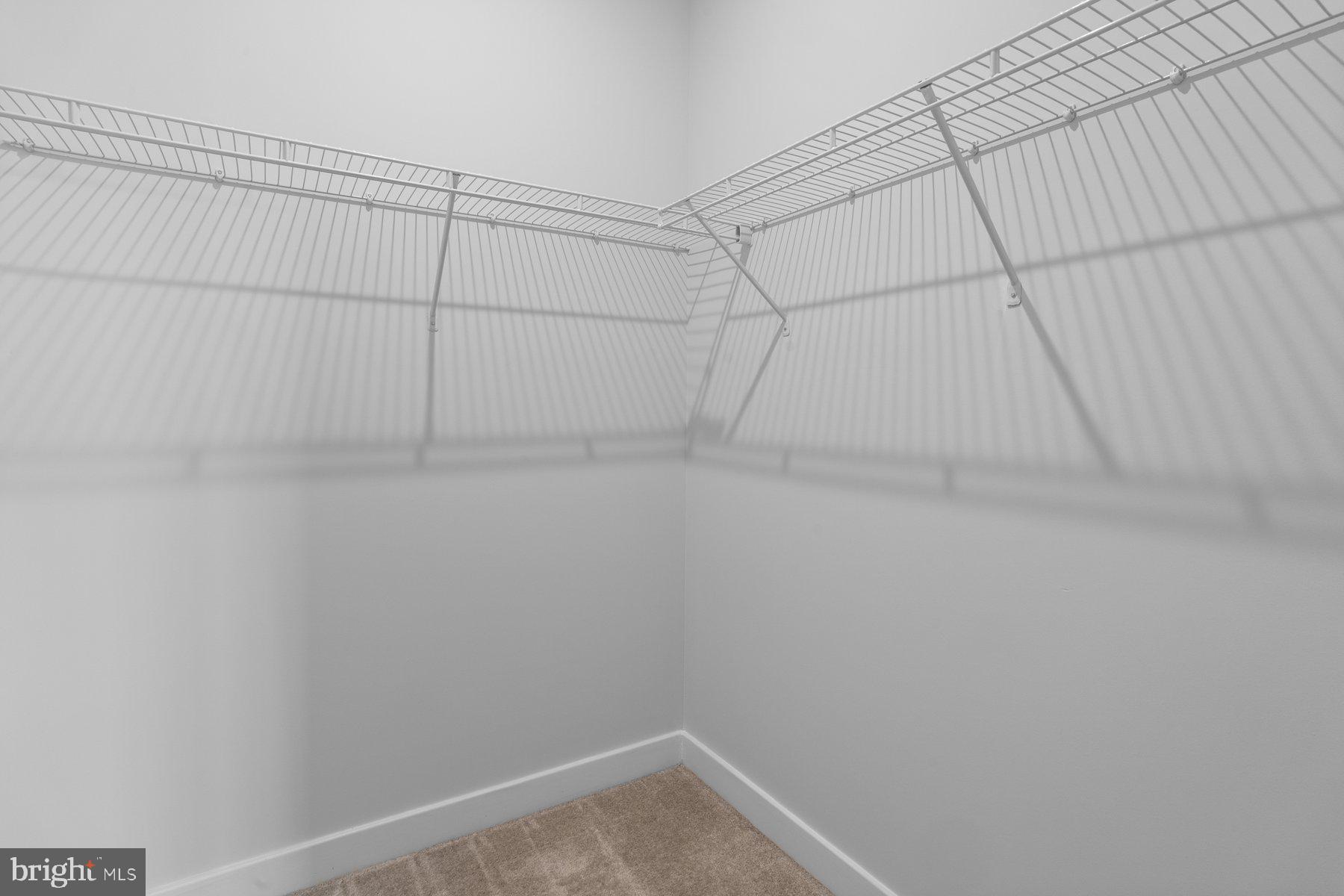 OAKDALE VILLAGE - Residential Lease